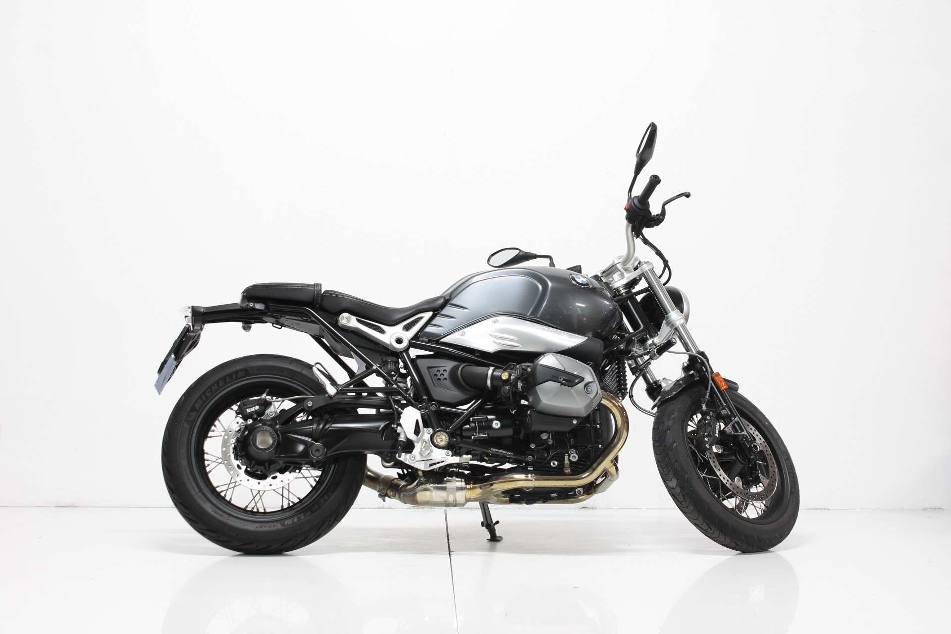 BMW R nineT Pure A2-showroom-element-1