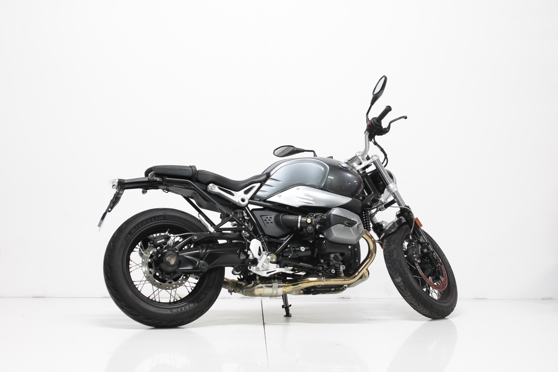 BMW R nineT Pure A2-showroom-element-2
