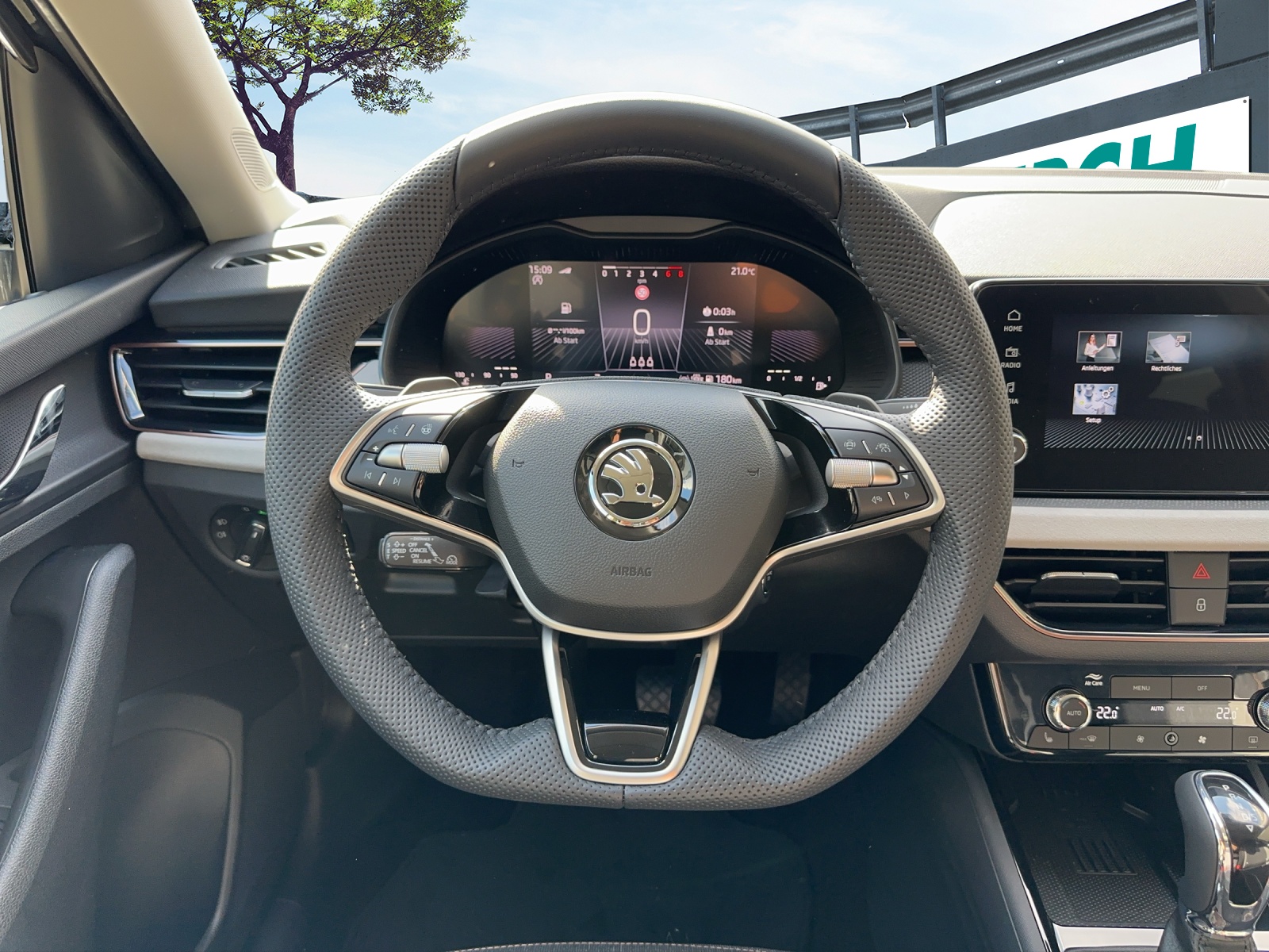 SKODA Kamiq 1.0 TSI Selection DSG-image-10