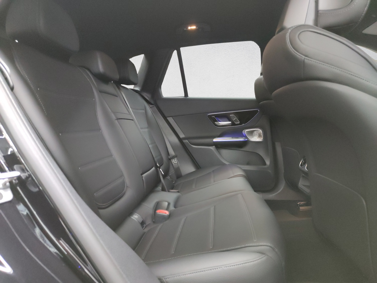 MERCEDES-BENZ GLC 300 de Avantgarde Line 4Matic-image-12