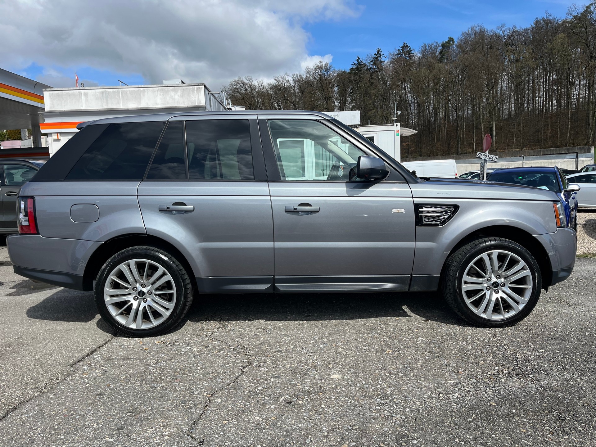 LAND ROVER Range Rover Sport 3.0 TDV6 HSE Automatic-image-6