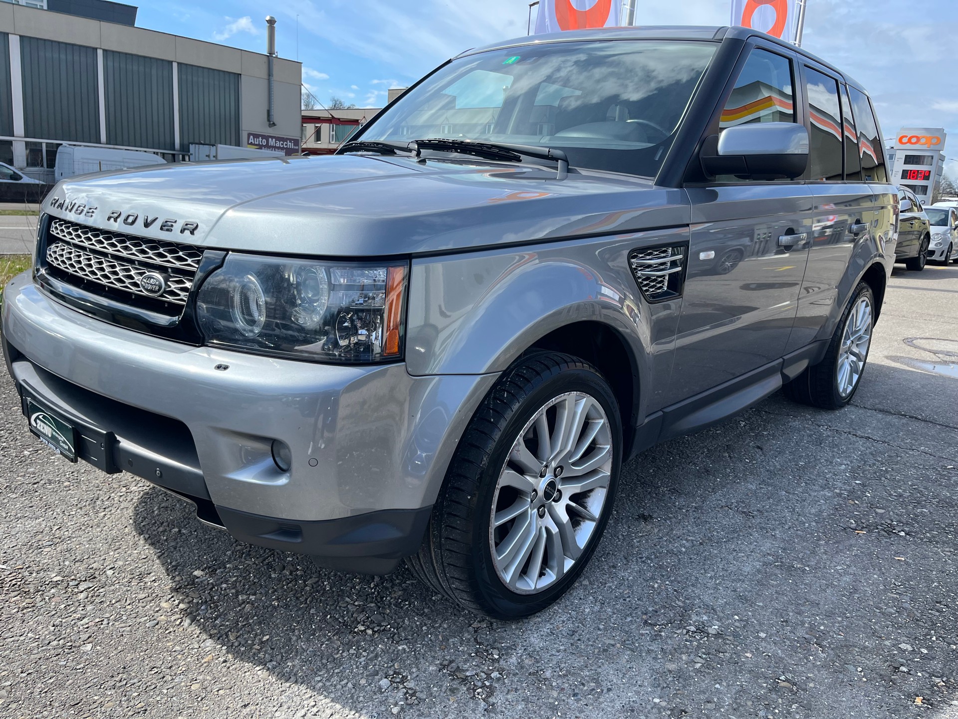 LAND ROVER Range Rover Sport 3.0 TDV6 HSE Automatic-image-2