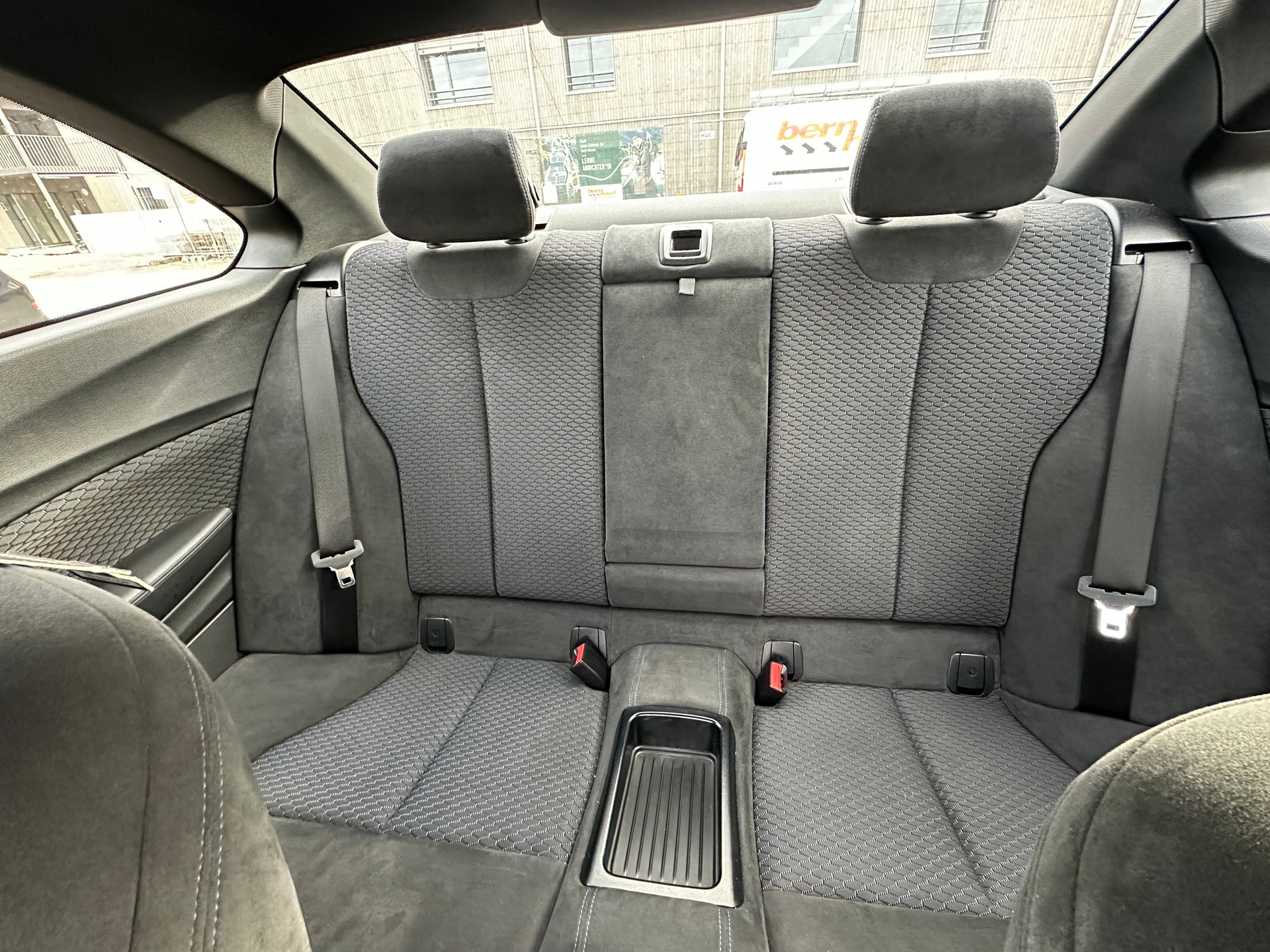 BMW M240i xDrive Steptronic-image-6