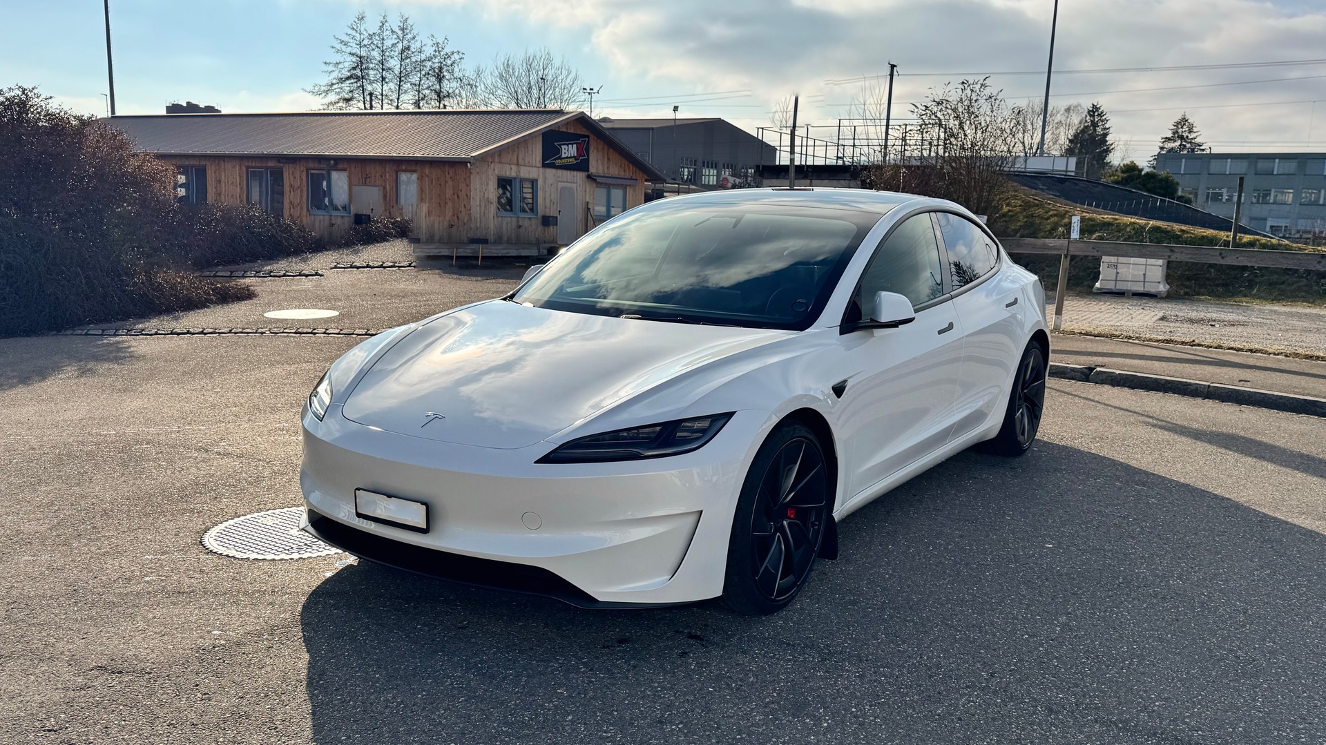 TESLA Model 3 Performance Highland | Enhanced Autopilot | 4 Winterreifen neu-image-2