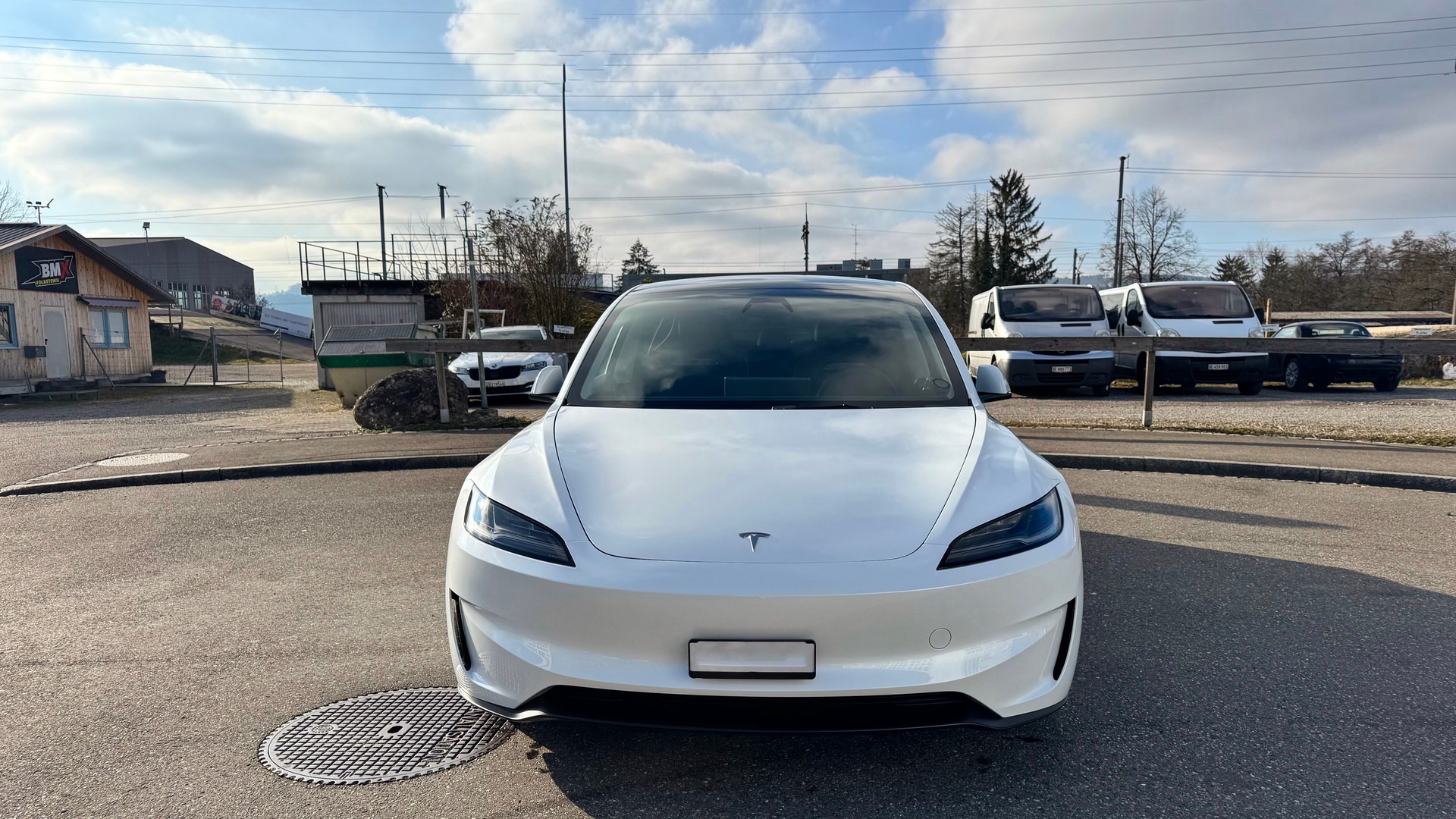 TESLA Model 3 Performance Highland | Enhanced Autopilot | 4 Winterreifen neu-image-1