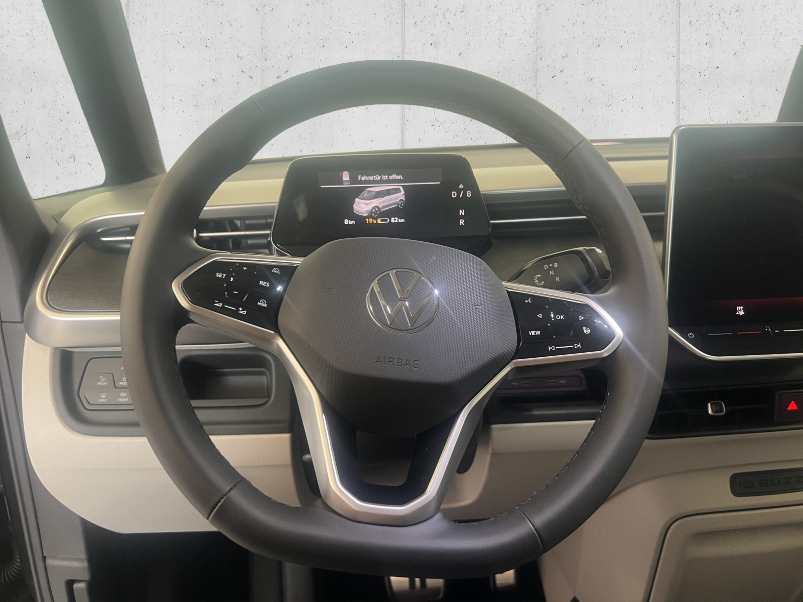 VW ID.Buzz LWB Pro-image-9