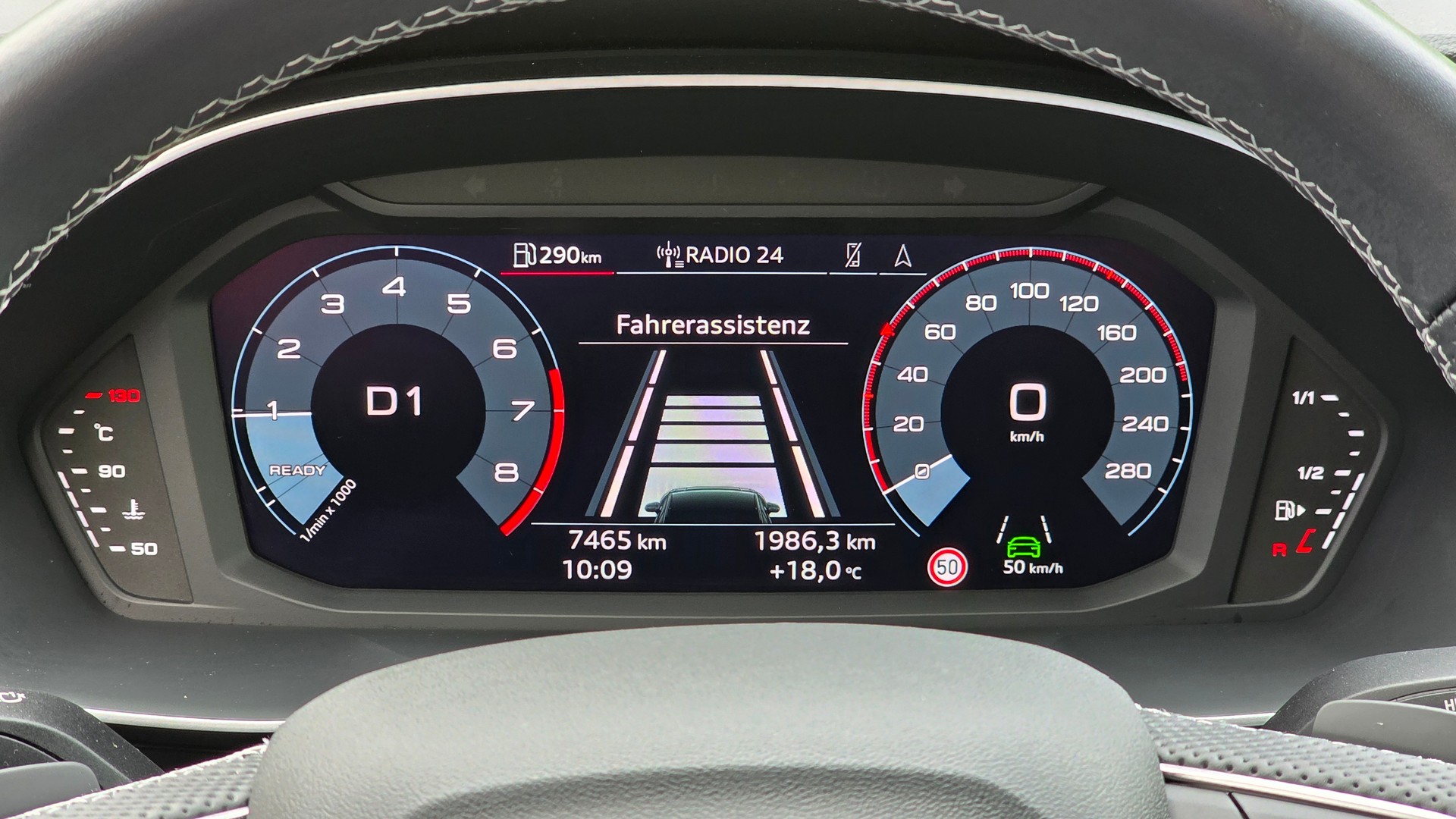 AUDI Q3 35 TFSI S line Attraction S-tronic-image-21