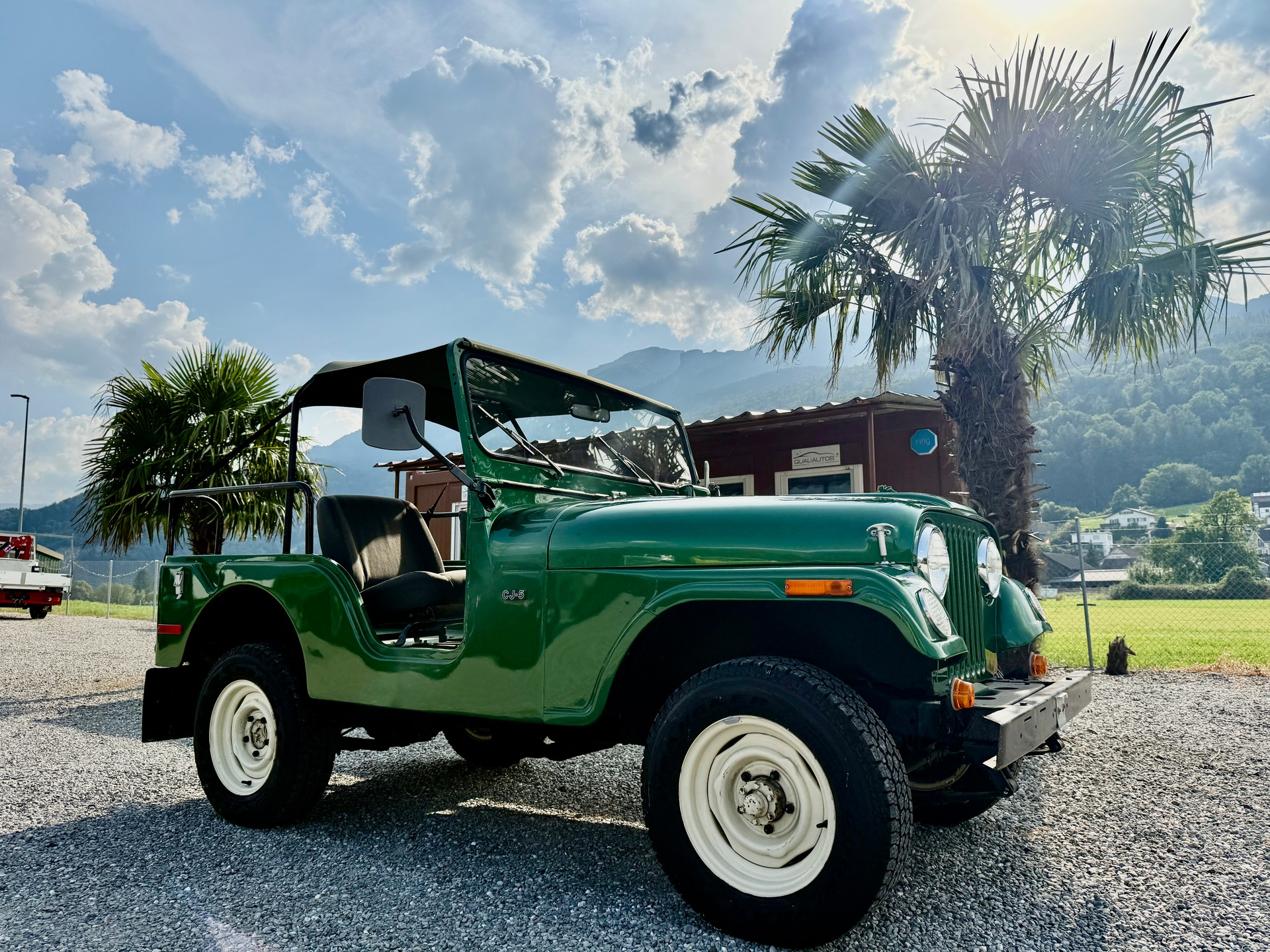 JEEP CJ-5 *4,2-Liter-Reihensechszylindermotor*