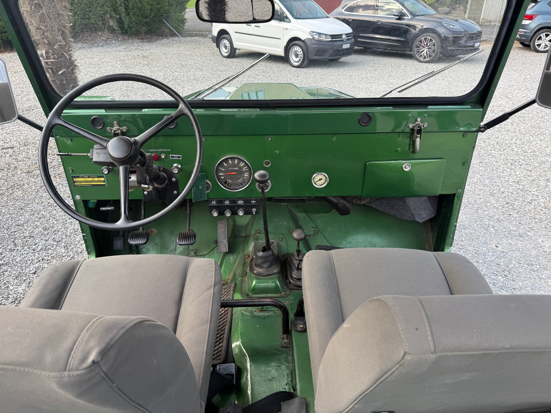 JEEP CJ-5 *4,2-Liter-Reihensechszylindermotor*-image-5