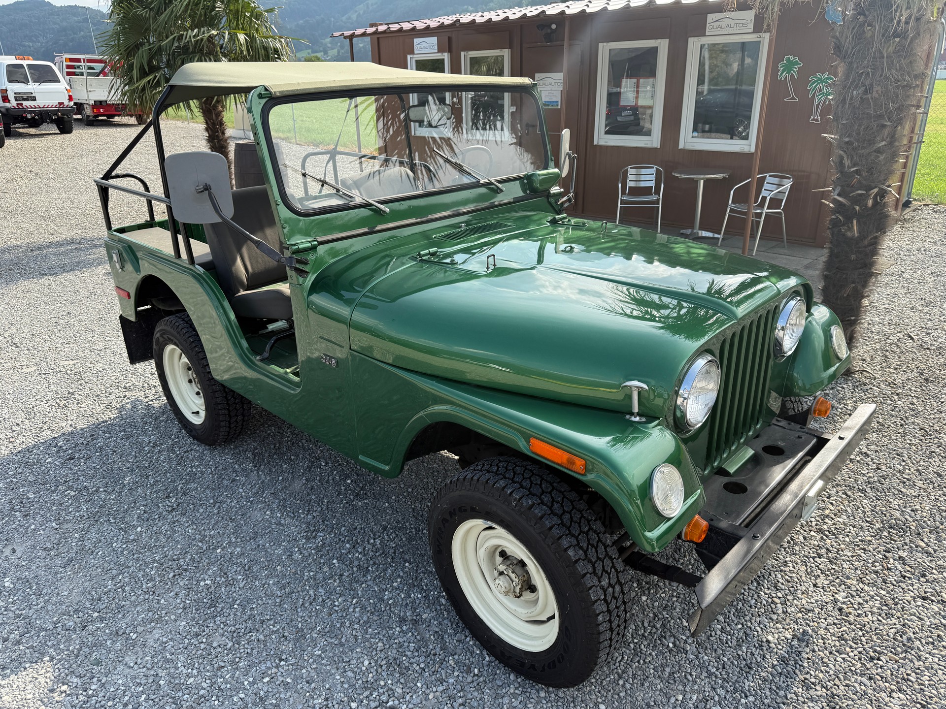 JEEP CJ-5 *4,2-Liter-Reihensechszylindermotor*-showroom-element-2