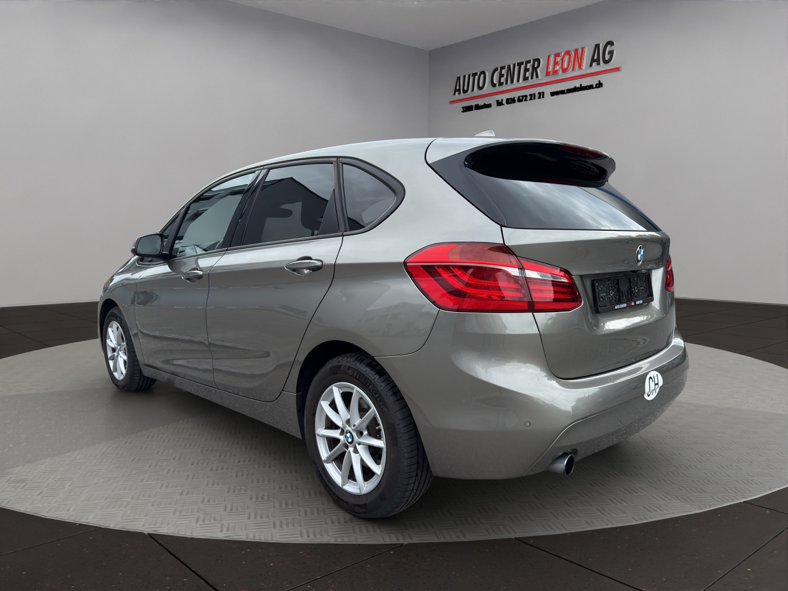 BMW 218d xDrive Active Tourer Steptronic-image-3