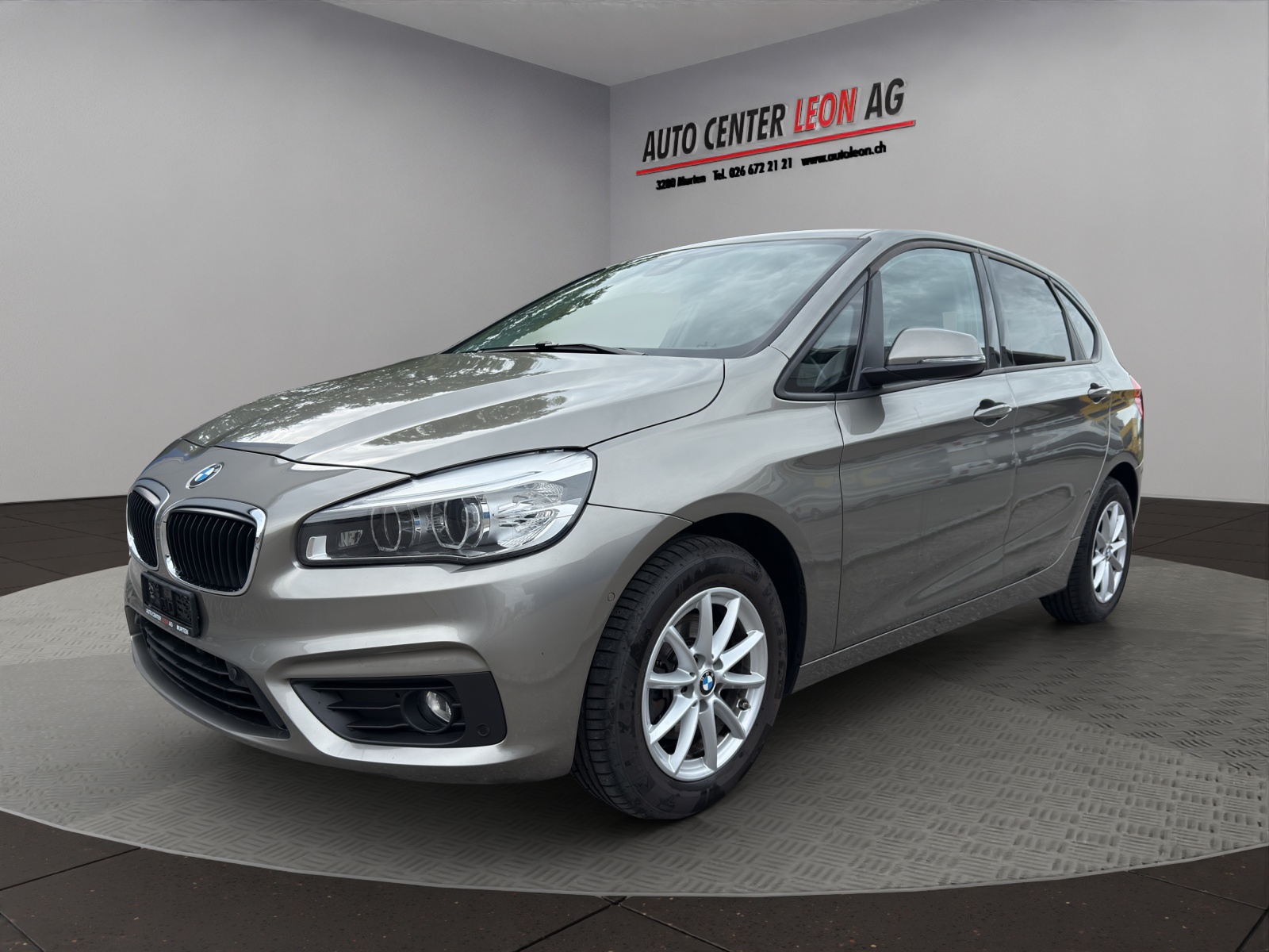 BMW 218d xDrive Active Tourer Steptronic-image-1