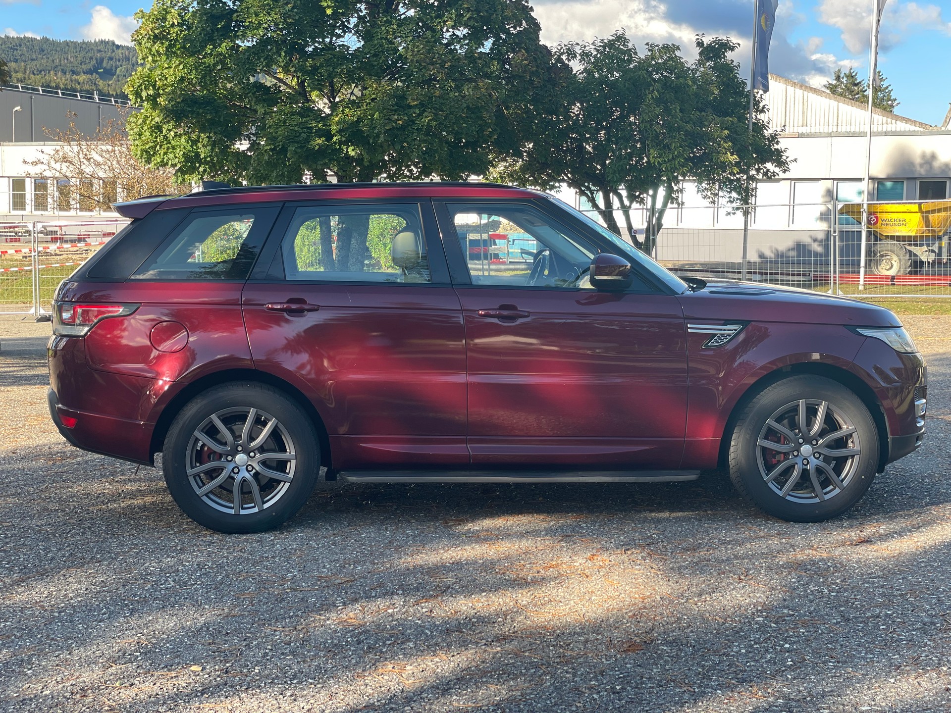 LAND ROVER Range Rover Sport 2.0SD4 HSE Automatic-image-6