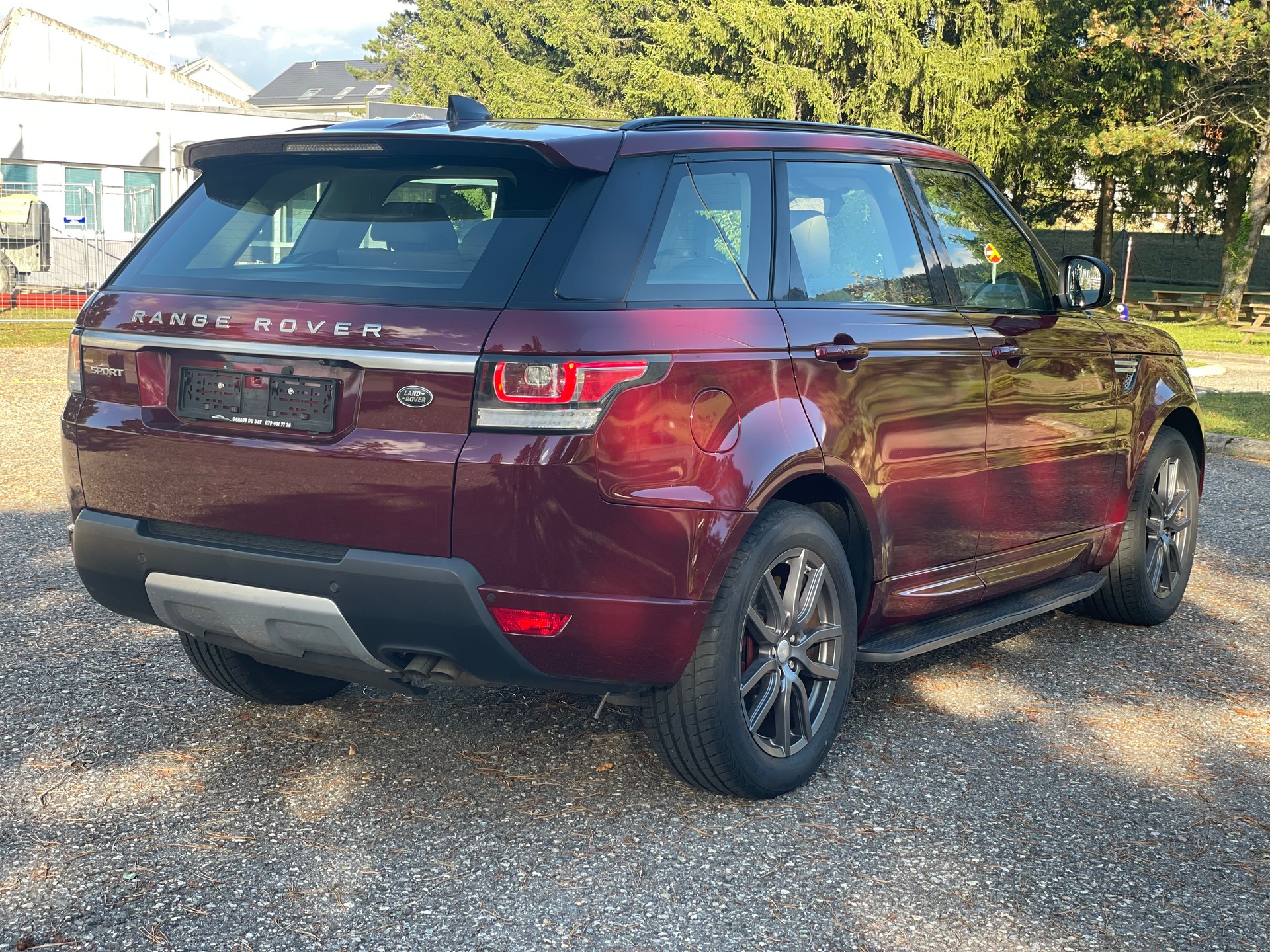 LAND ROVER Range Rover Sport 2.0SD4 HSE Automatic-image-5