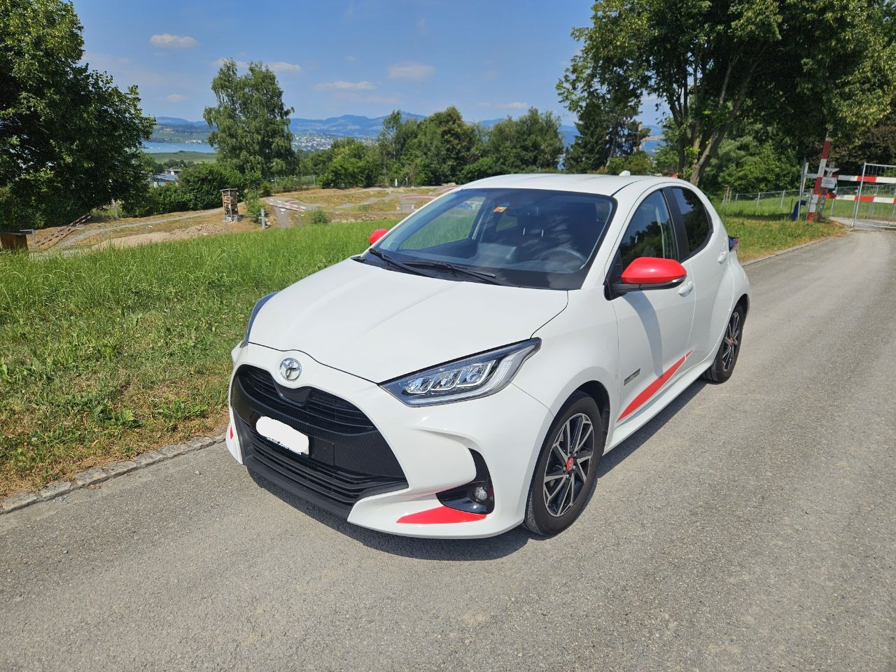 TOYOTA Yaris 1.5 Trend-image-0