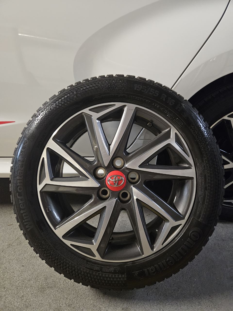 TOYOTA Yaris 1.5 Trend-image-5