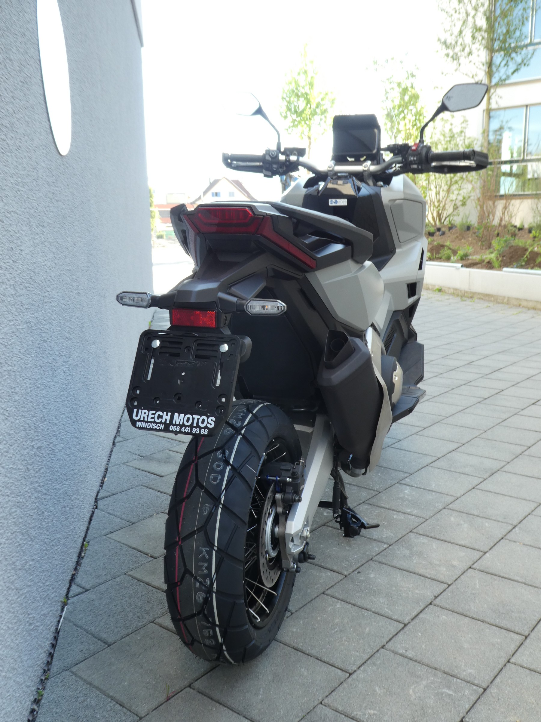 HONDA X-ADV 750-image-3
