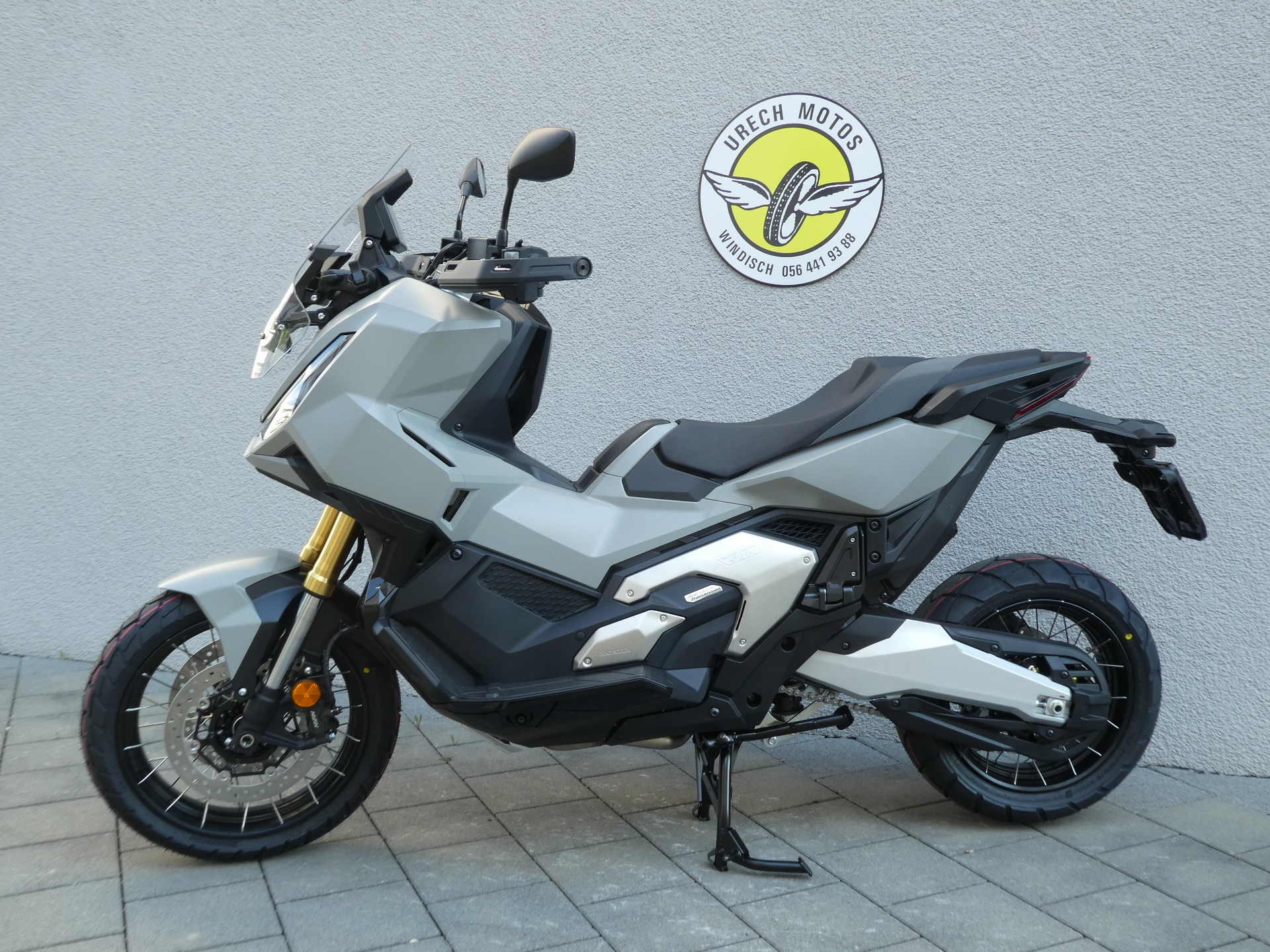 HONDA X-ADV 750-image-5