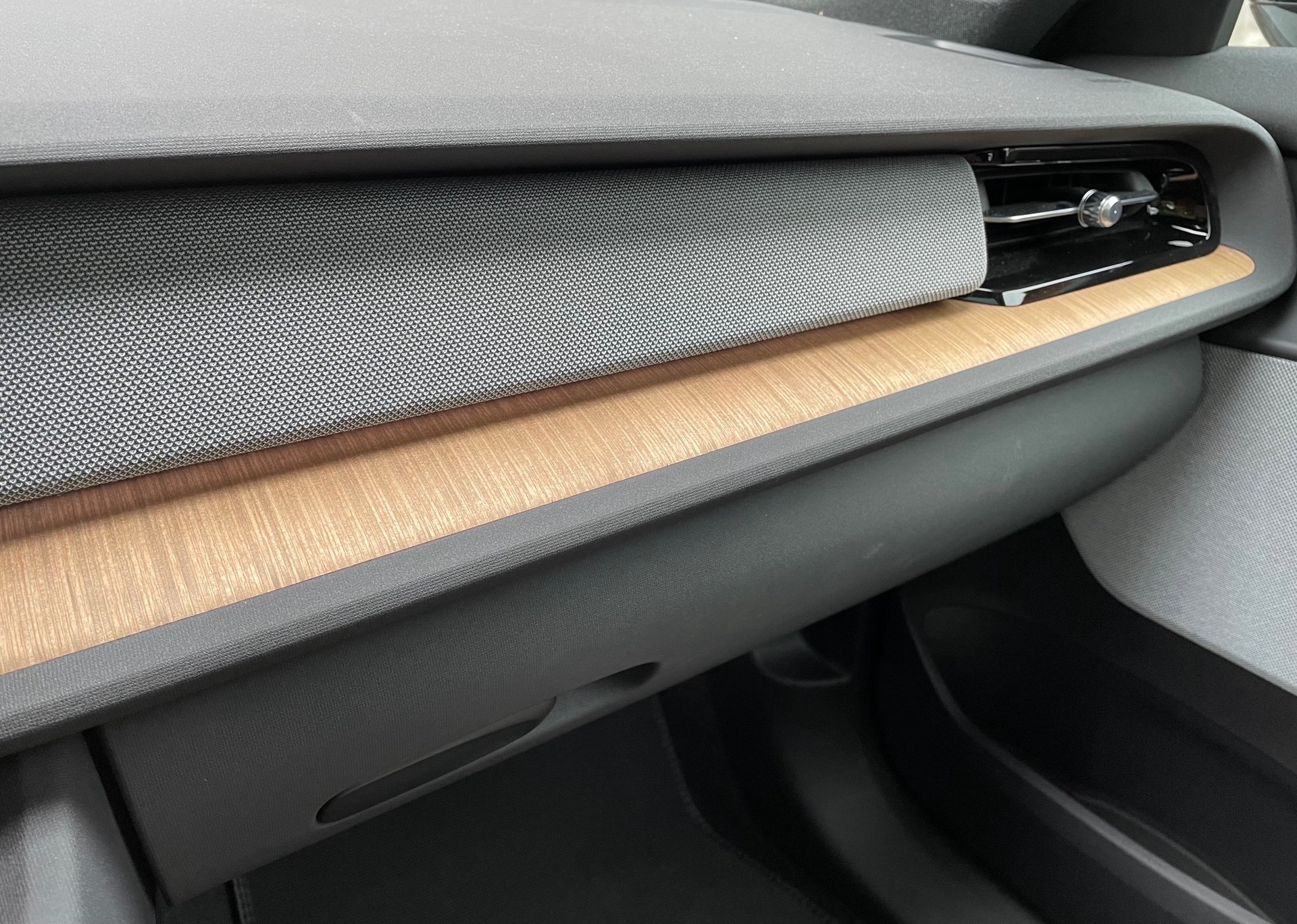 POLESTAR Polestar 2 LR Dual MY23-image-12