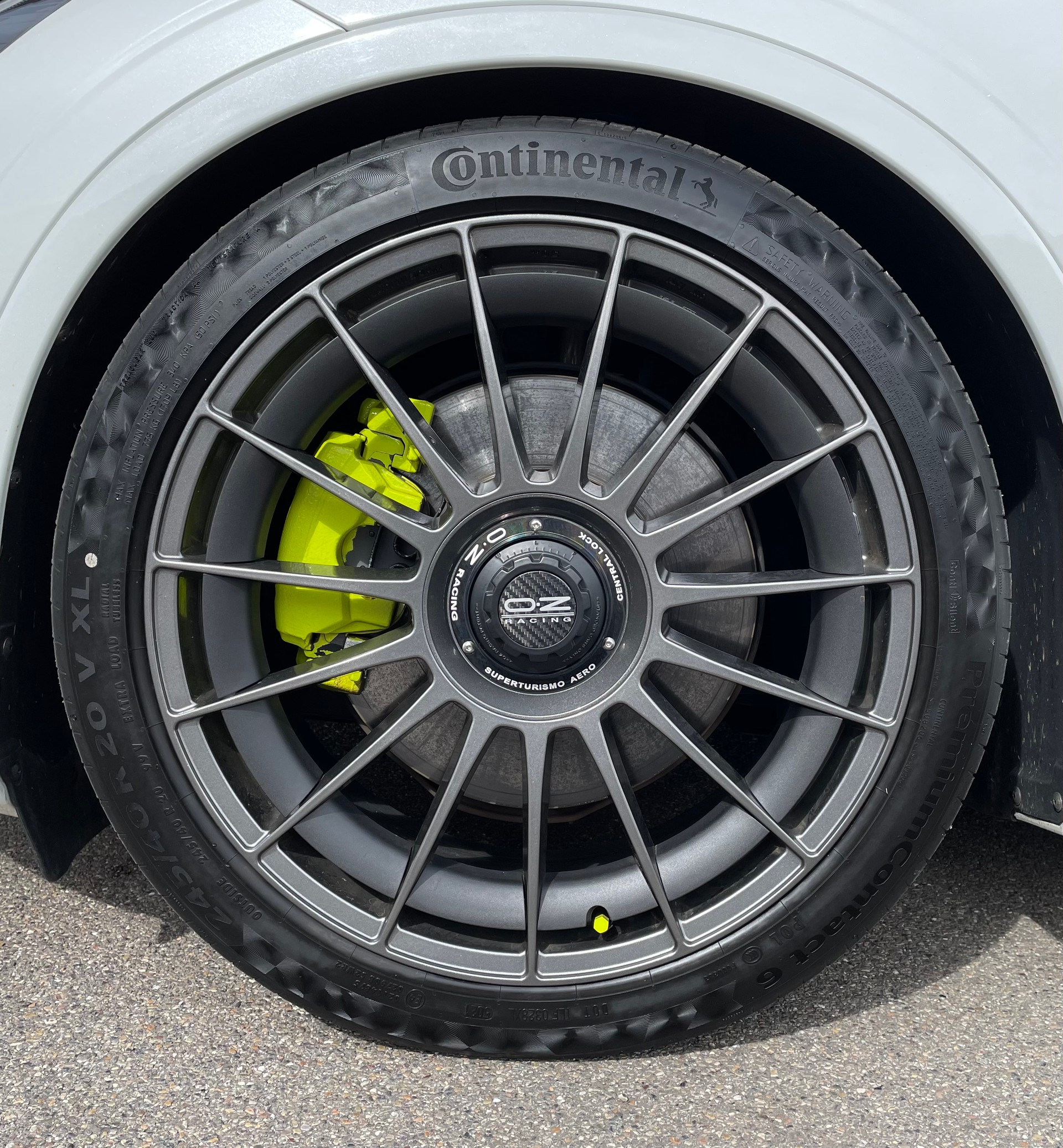 POLESTAR Polestar 2 LR Dual MY23-image-10