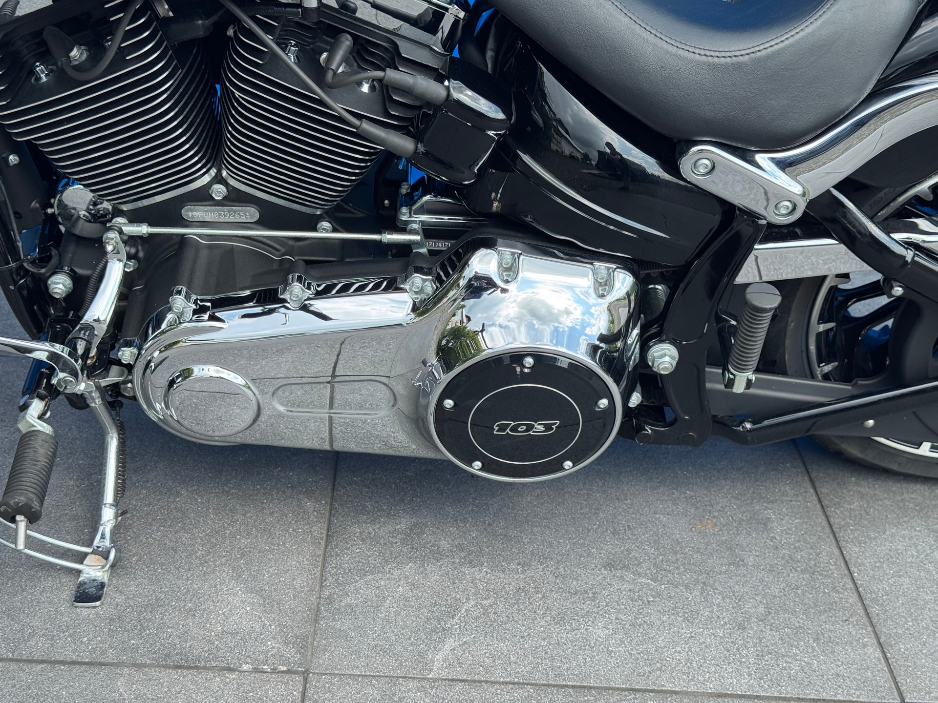 HARLEY-DAVIDSON FXSB Breakout 103 (35 KW) ABS-image-11
