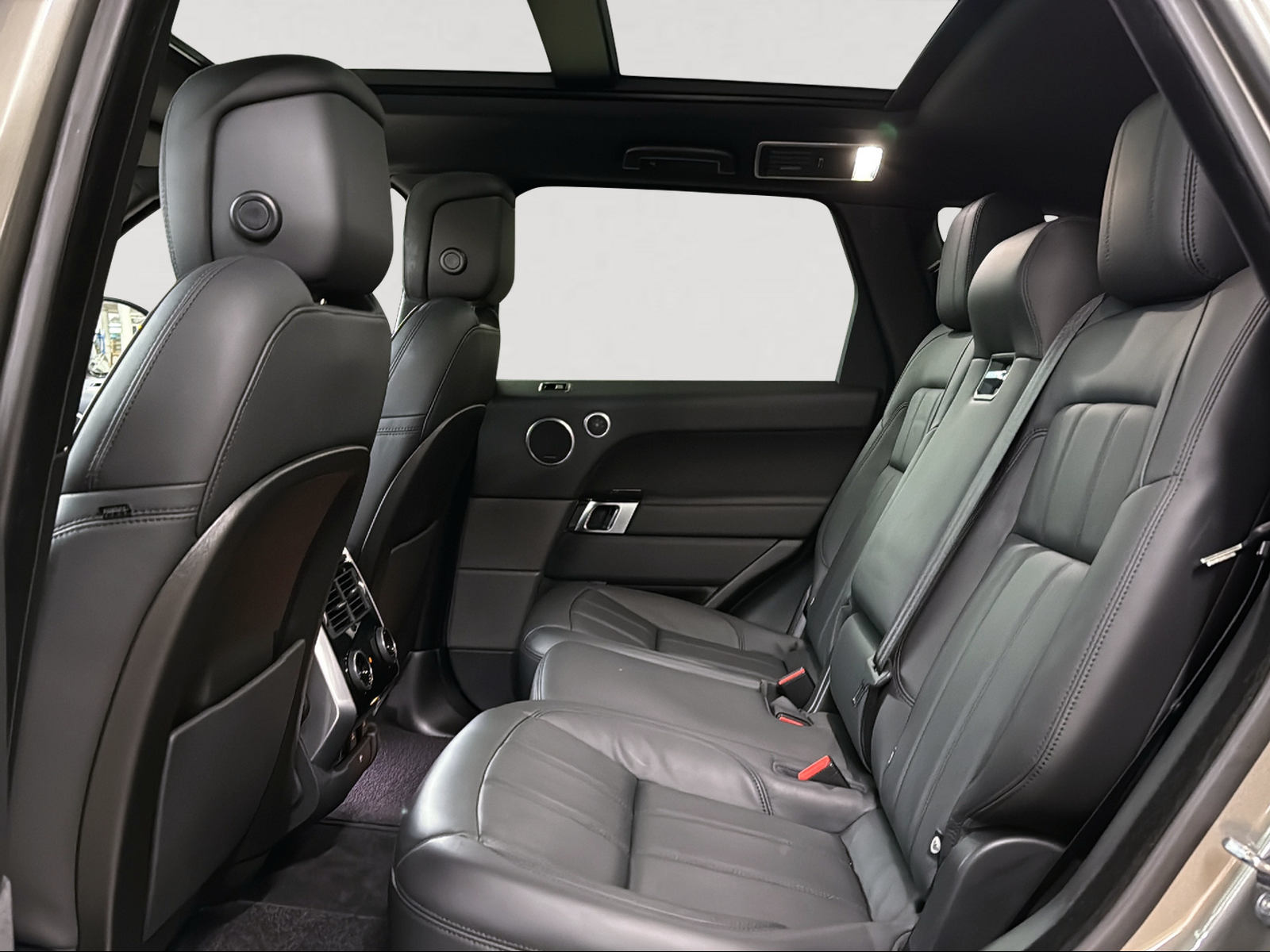 LAND ROVER Range Rover Sport 3.0 SDV6 HSE Dynamic Automatic-image-11