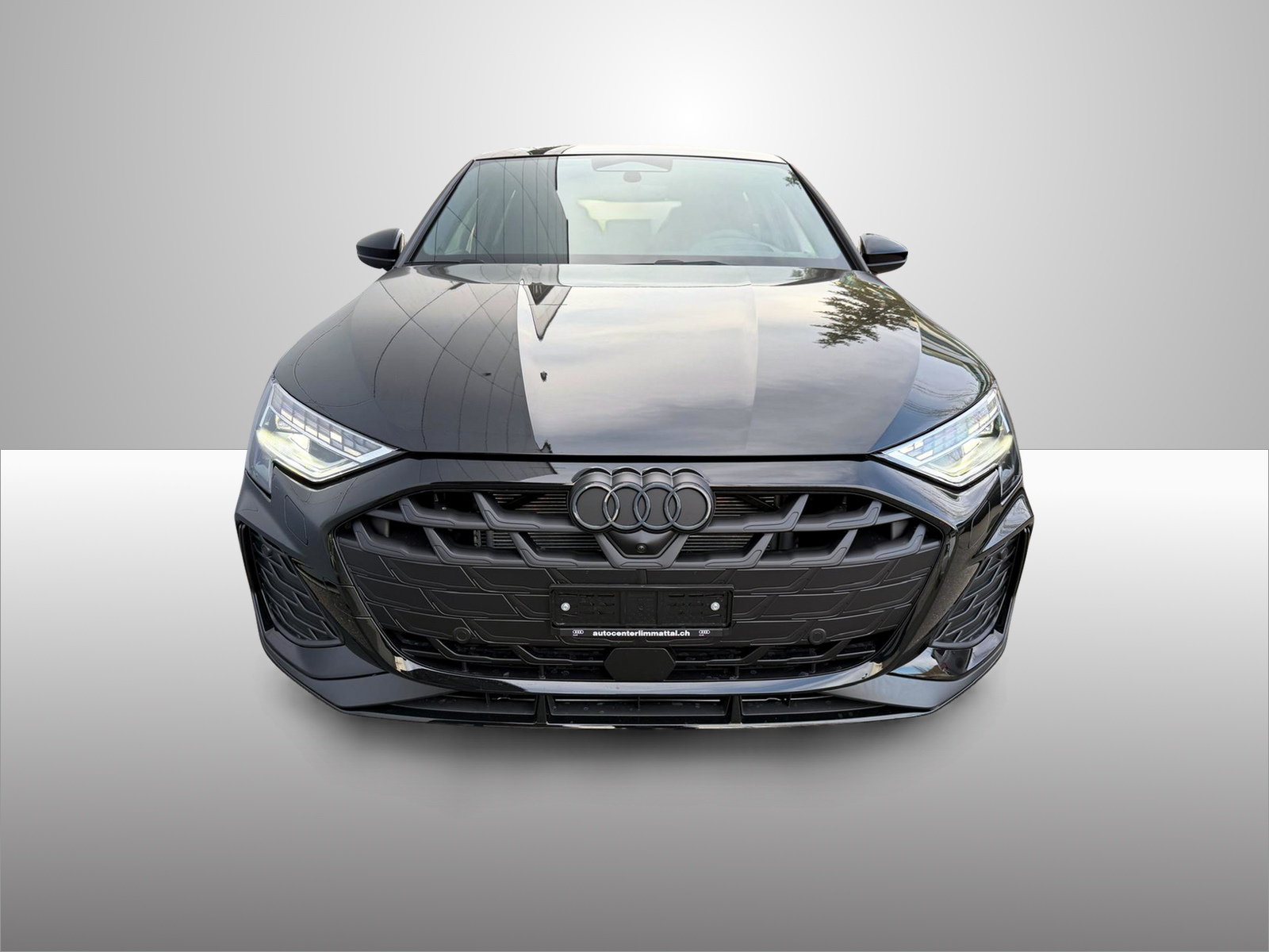 AUDI A3 Sportback TFSI 110 kW S line Attraction S tronic-image-1