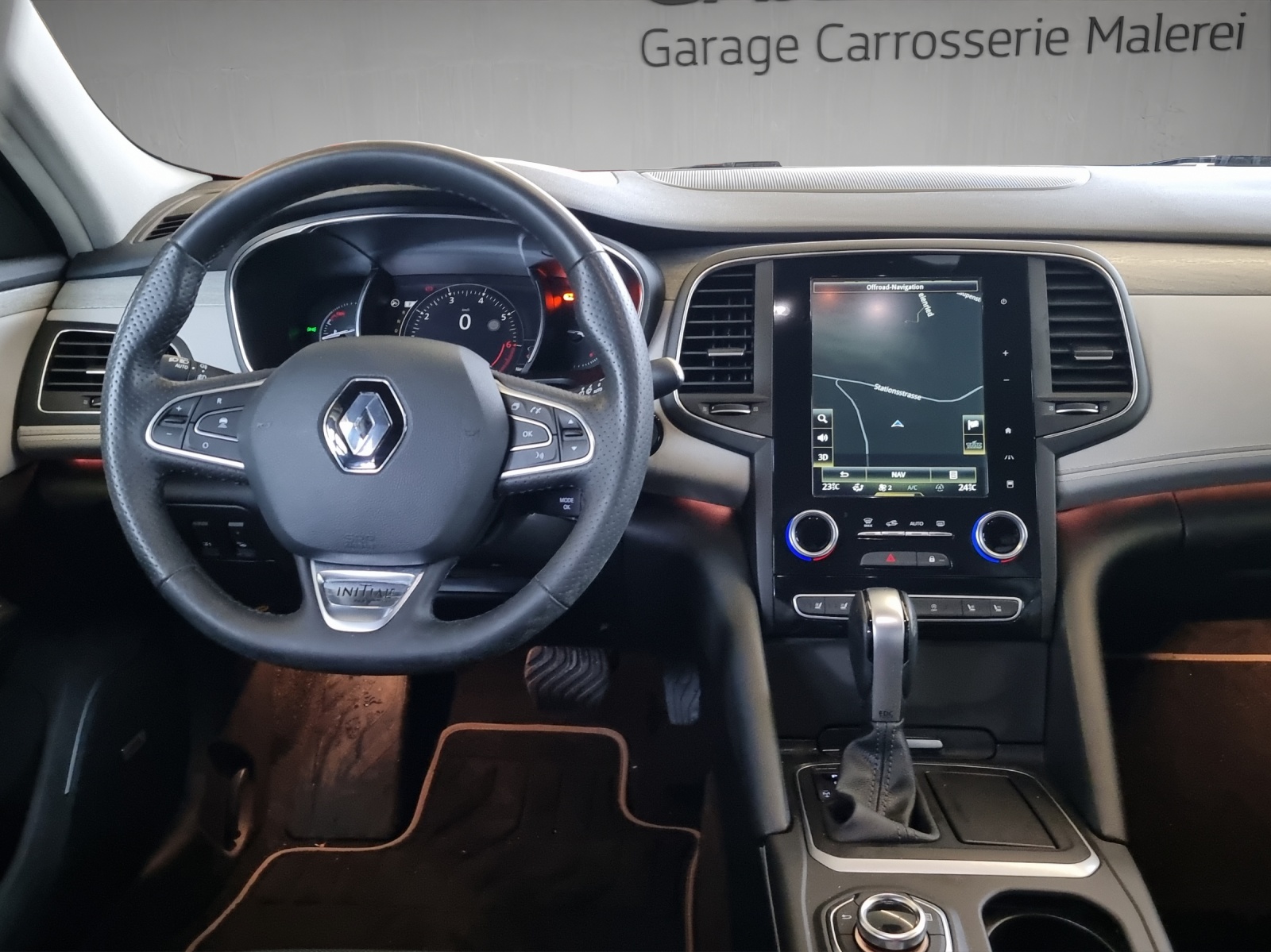 RENAULT Talisman Grandtour 1.8 TCe Initiale-image-7