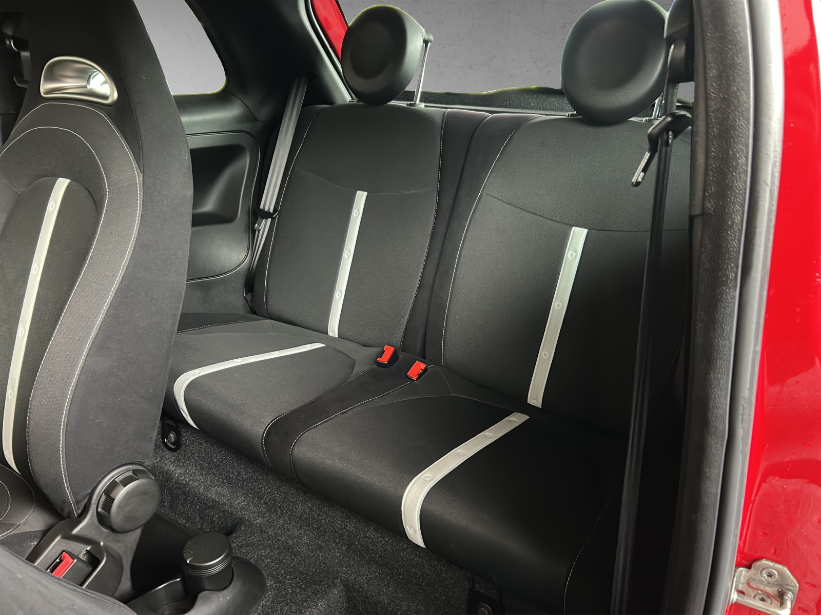 FIAT 500 1.4 16V Turbo Abarth-image-10