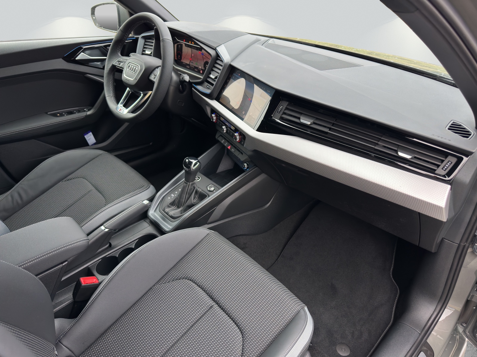 AUDI A1 Sportback 35 TFSI S Line S-tronic-image-7