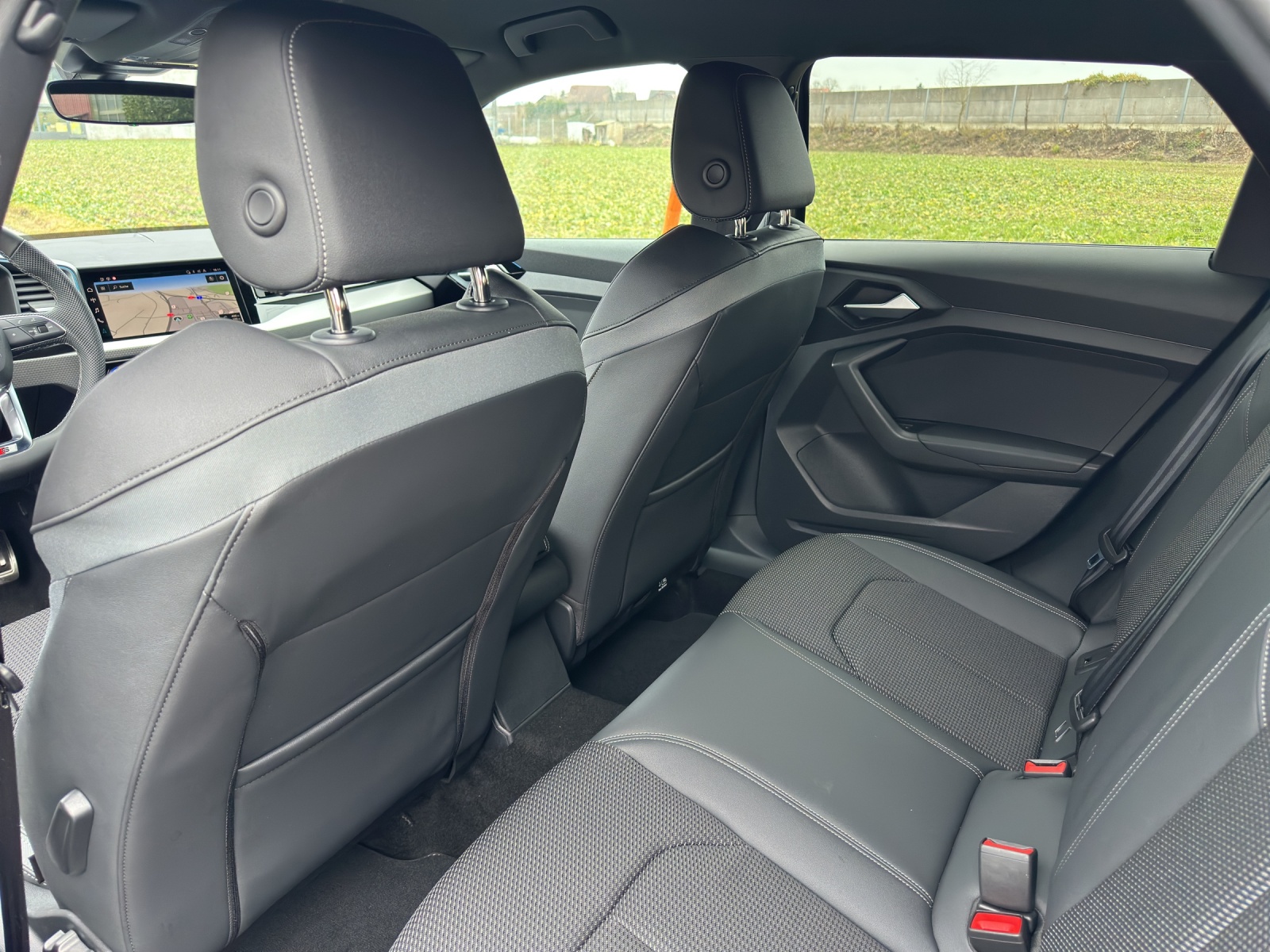 AUDI A1 Sportback 35 TFSI S Line S-tronic-image-18