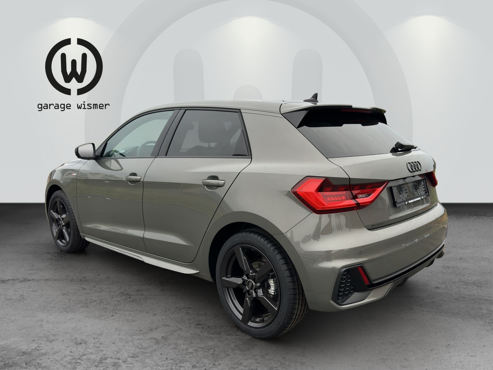 AUDI A1 Sportback 35 TFSI S Line S-tronic-image-2