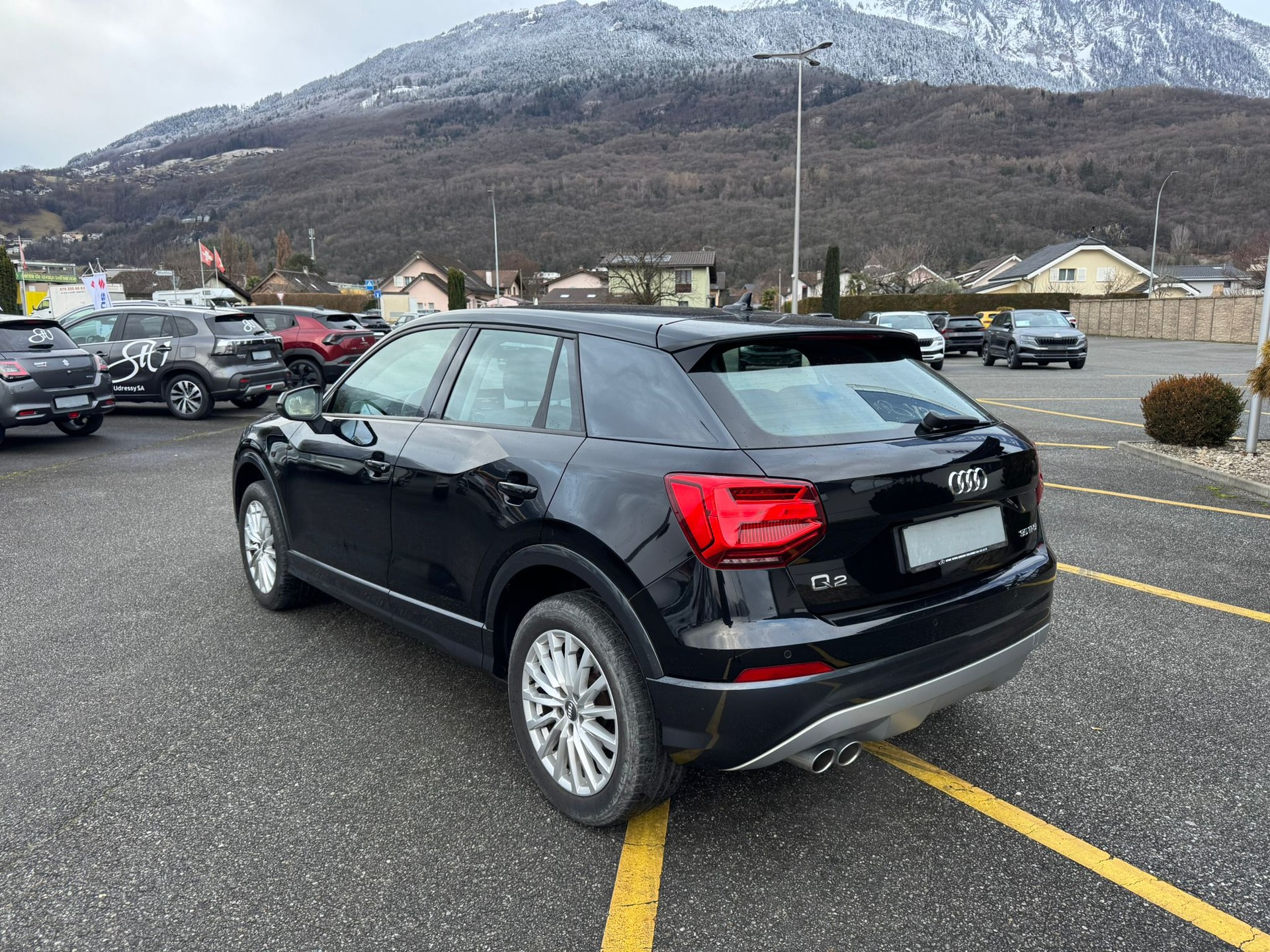 AUDI Q2 35 TFSI S-tronic-image-2