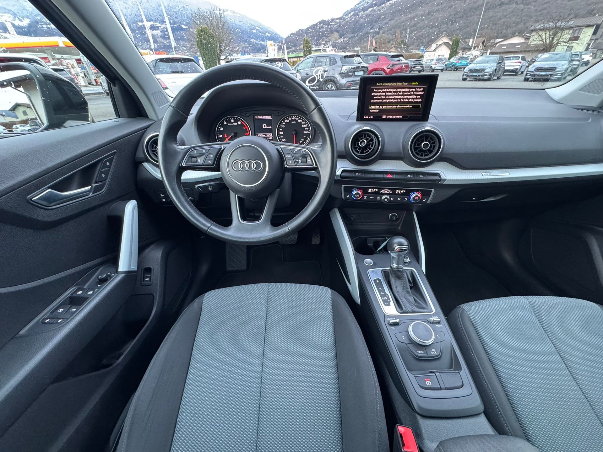 AUDI Q2 35 TFSI S-tronic-image-8