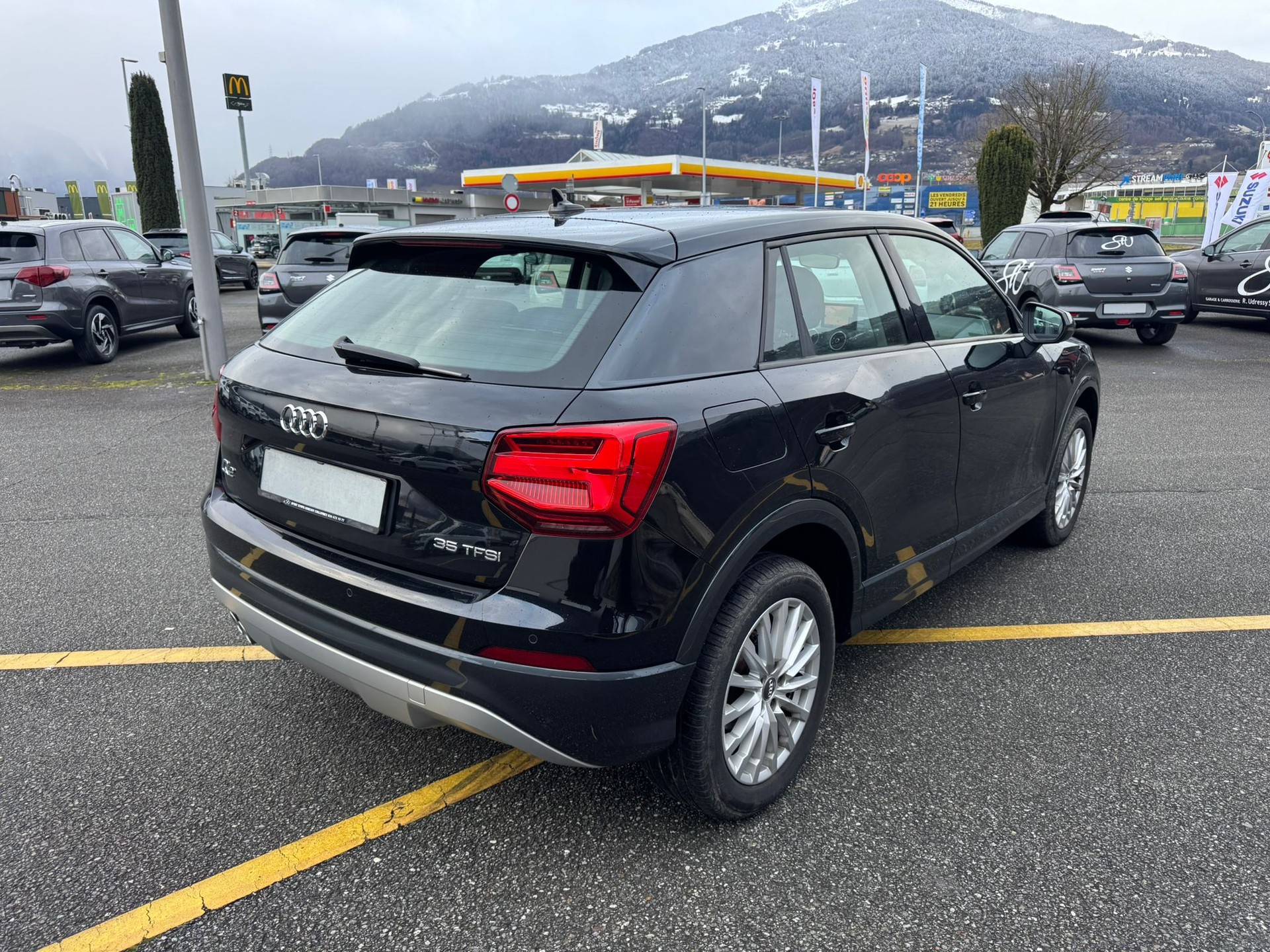 AUDI Q2 35 TFSI S-tronic-image-4