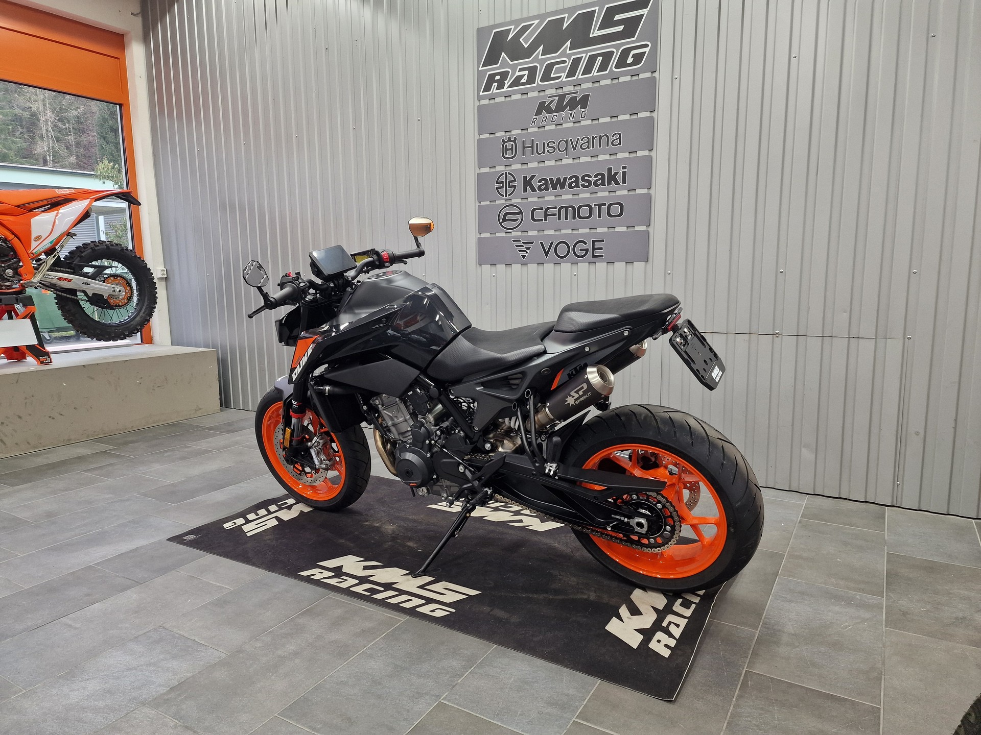 KTM 790 Duke-showroom-element-3
