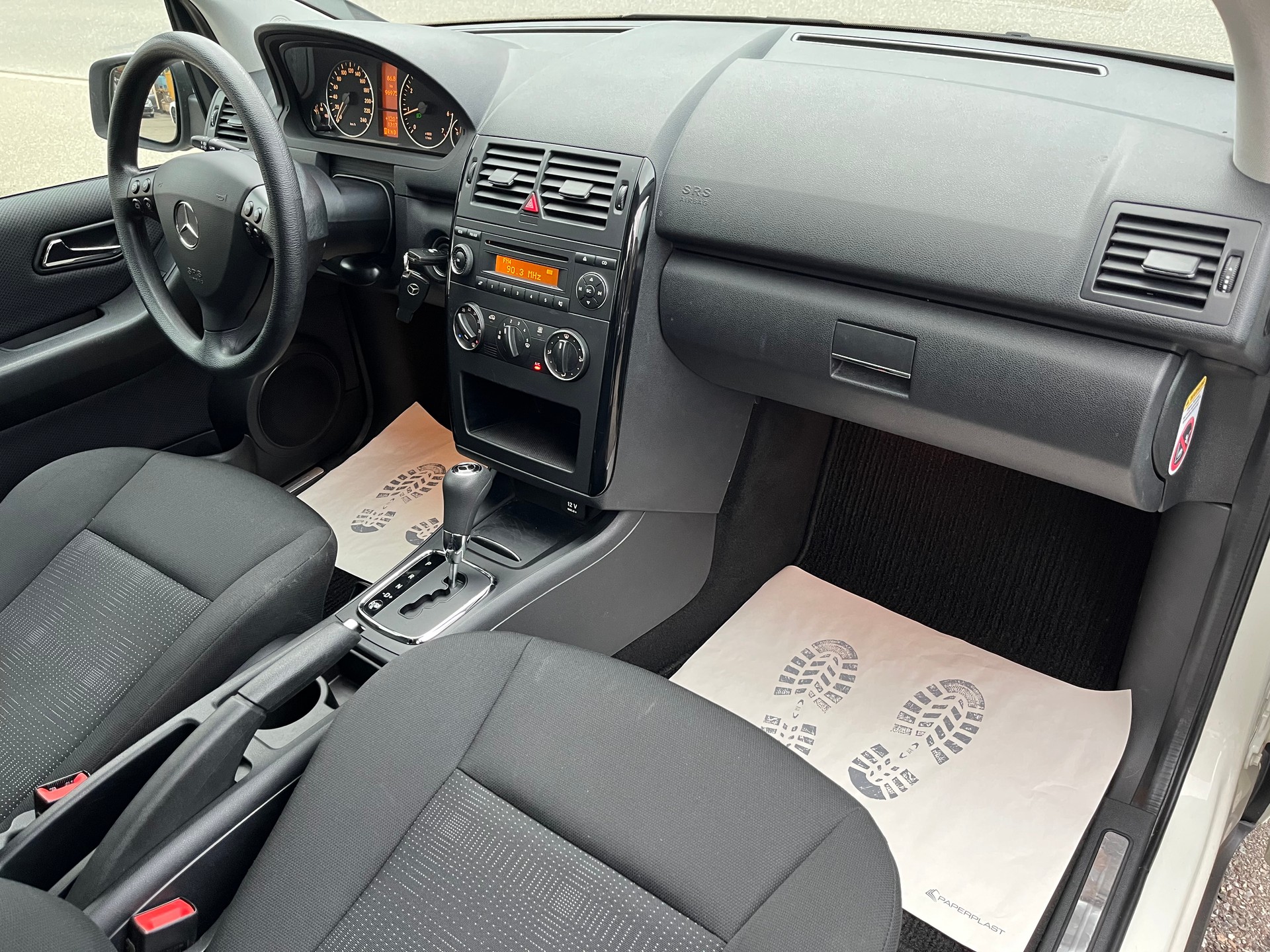 MERCEDES-BENZ A 180 (170) Avantgarde Autotronic / Frisch ab MFK & Sevice-image-12