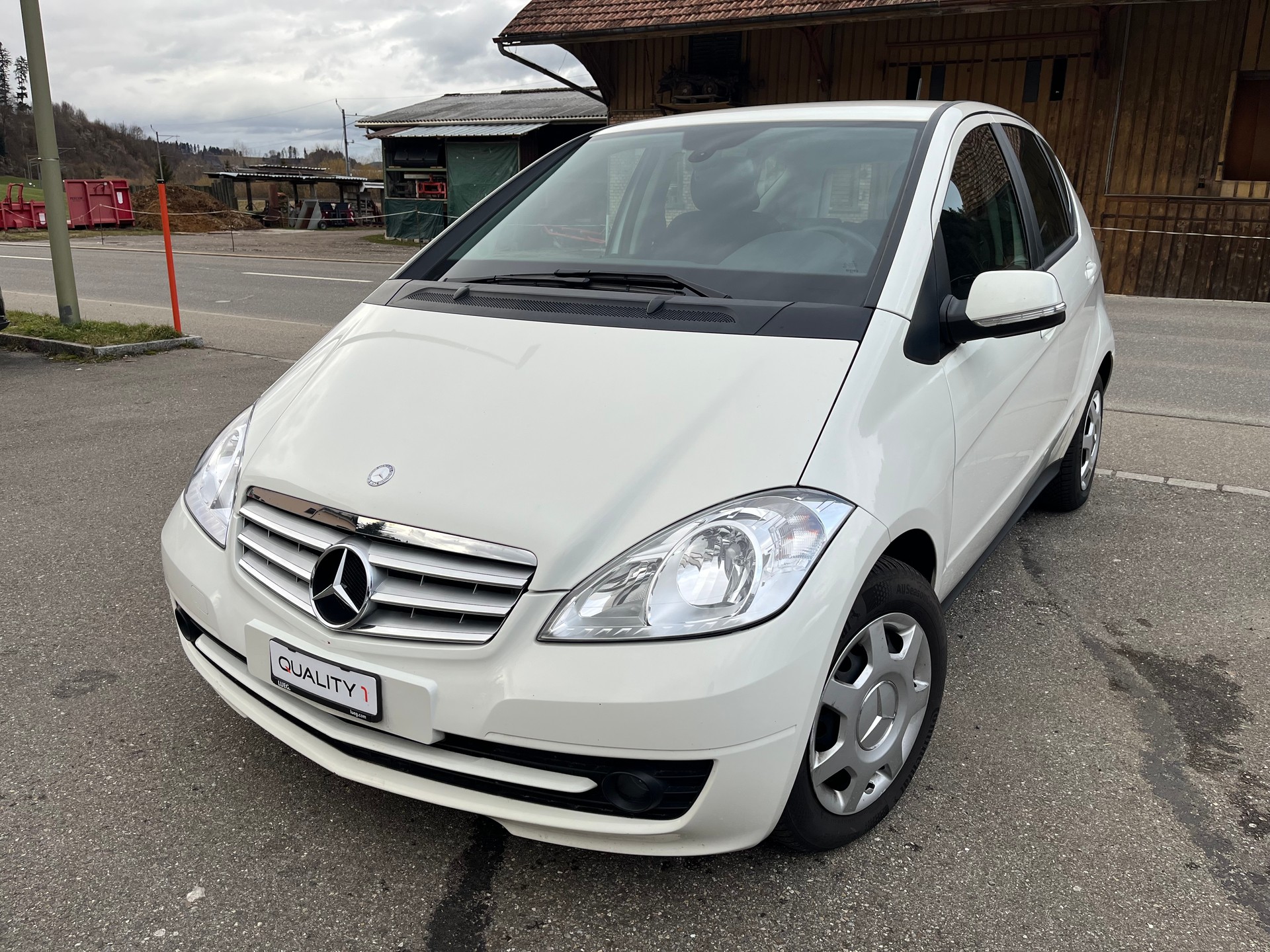 MERCEDES-BENZ A 180 (170) Avantgarde Autotronic