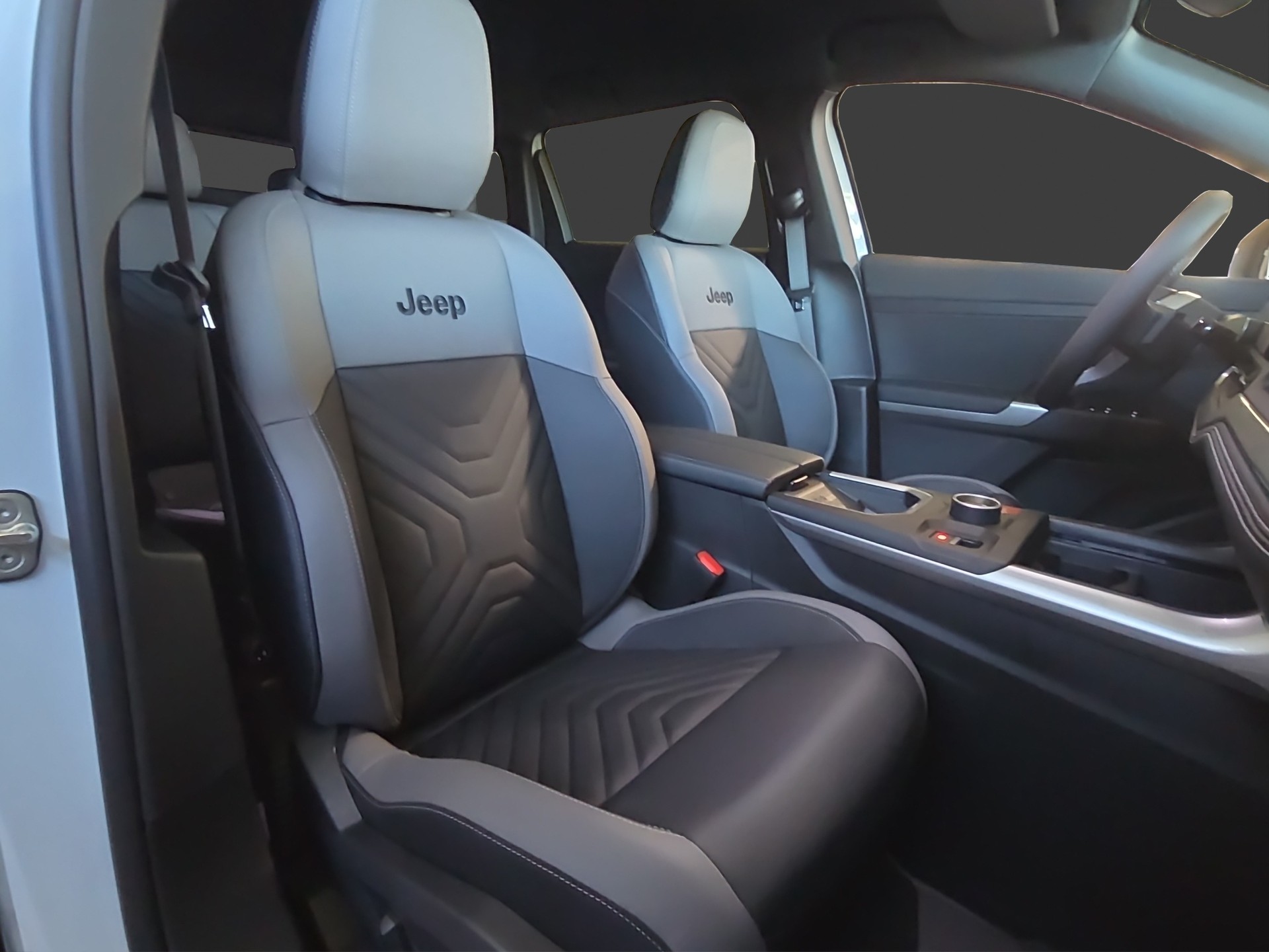 JEEP Compass 1.2 T e-Hybrid First Edition-image-16