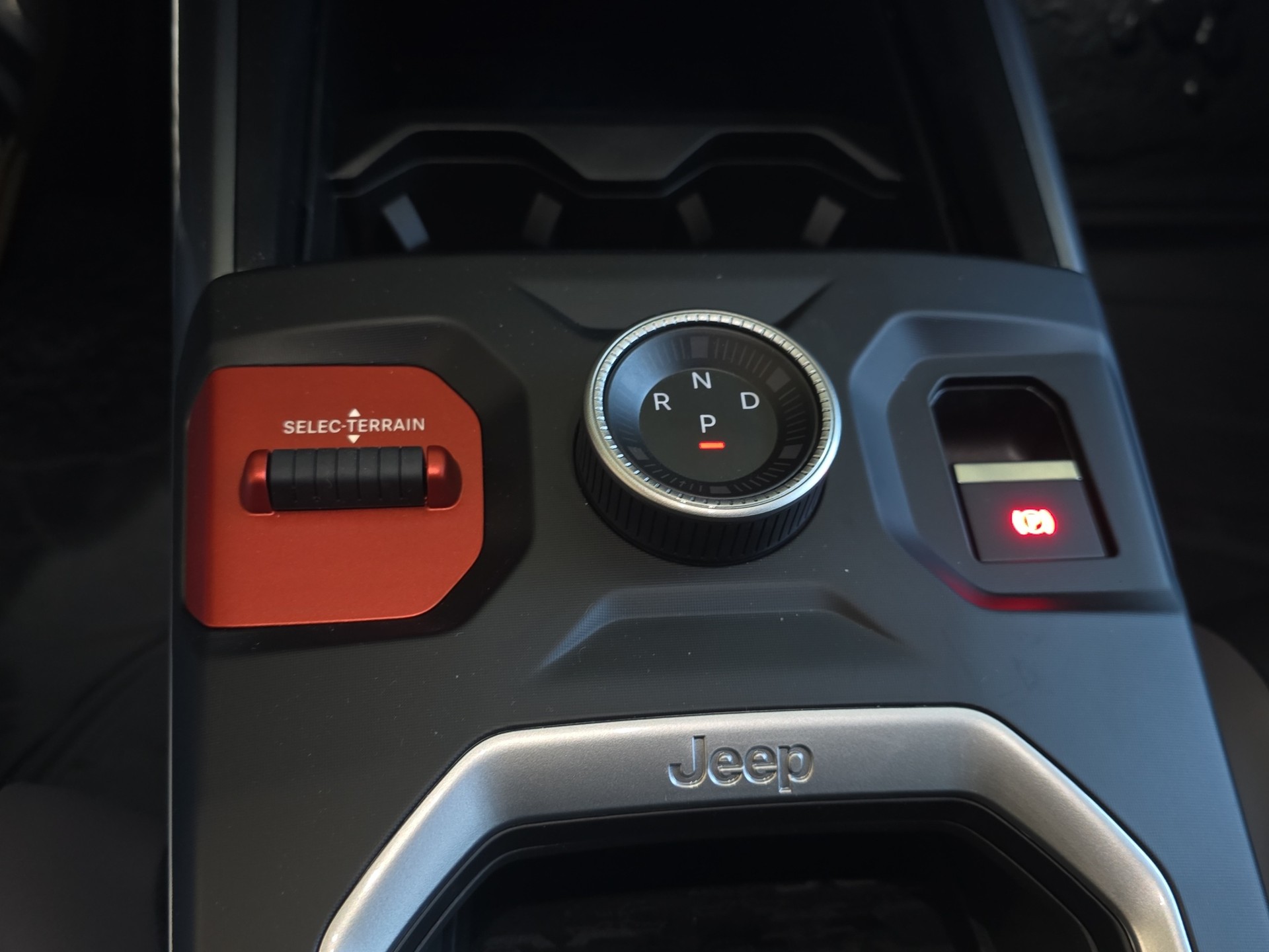 JEEP Compass 1.2 T e-Hybrid First Edition-image-10