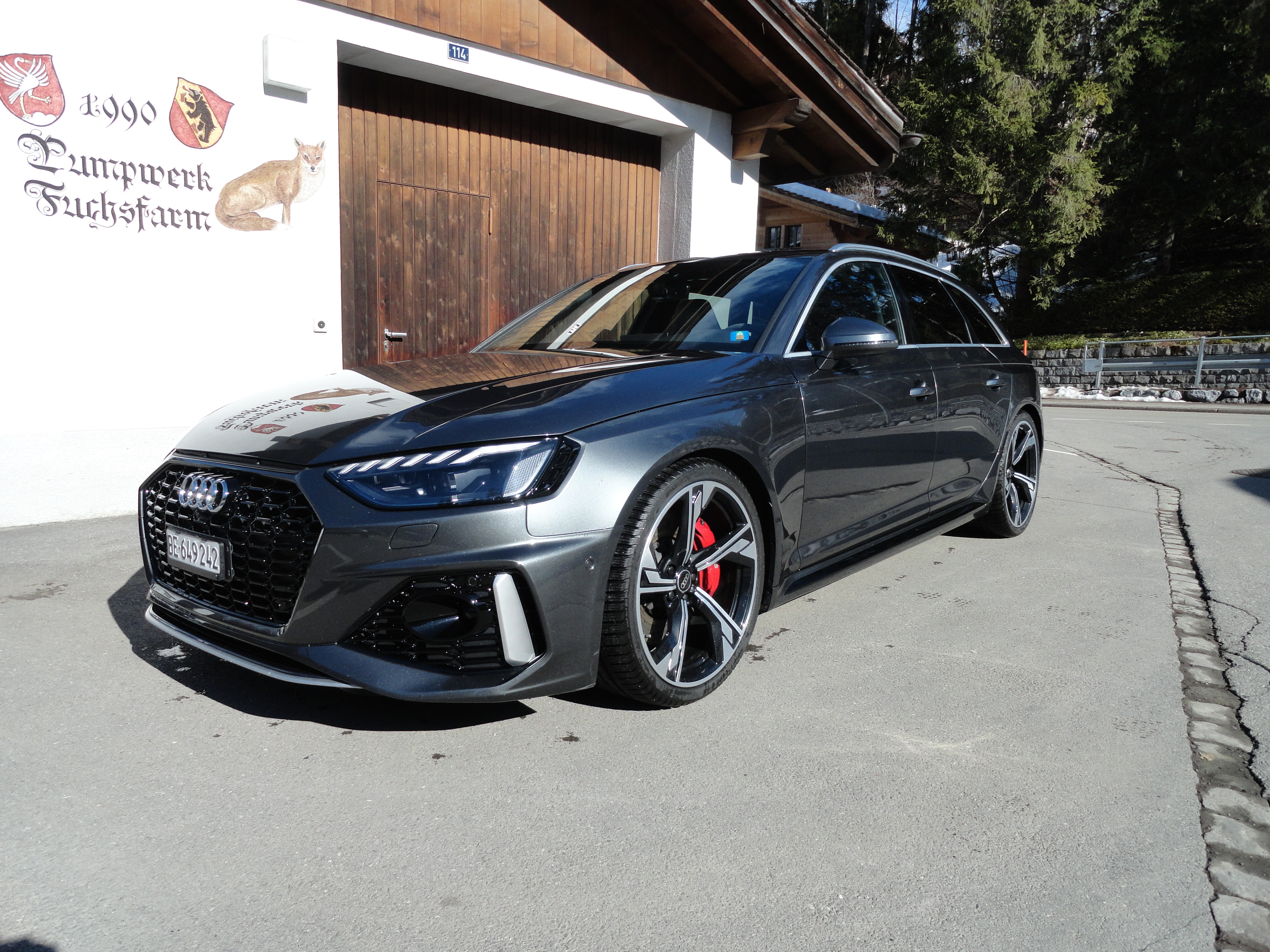 AUDI RS4 Avant quattro tiptronic (Kombi)