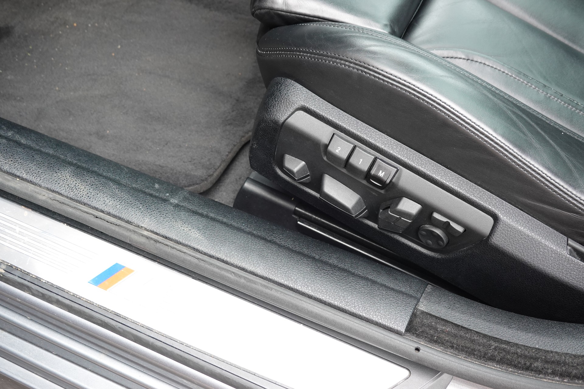 BMW 640i Gran Coupé xDrive - "Véhicule CH * Toit Ouvrant * Harman&Kardon * Head-Up Display * Sièges Electriques"-image-11