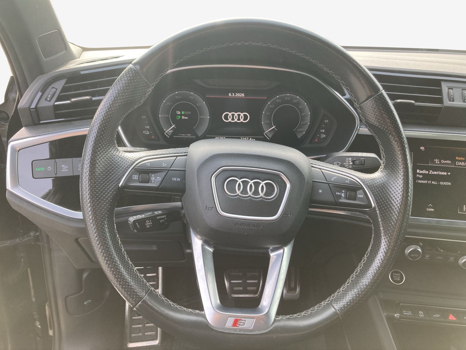 AUDI Q3 45 TFSI e S line Attraction S-tronic-image-10