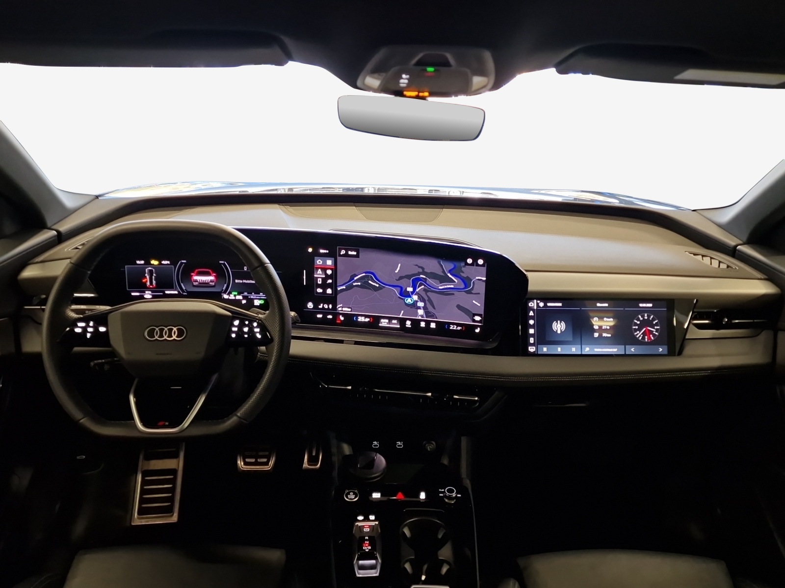 AUDI Q6 e-tron quattro-image-9