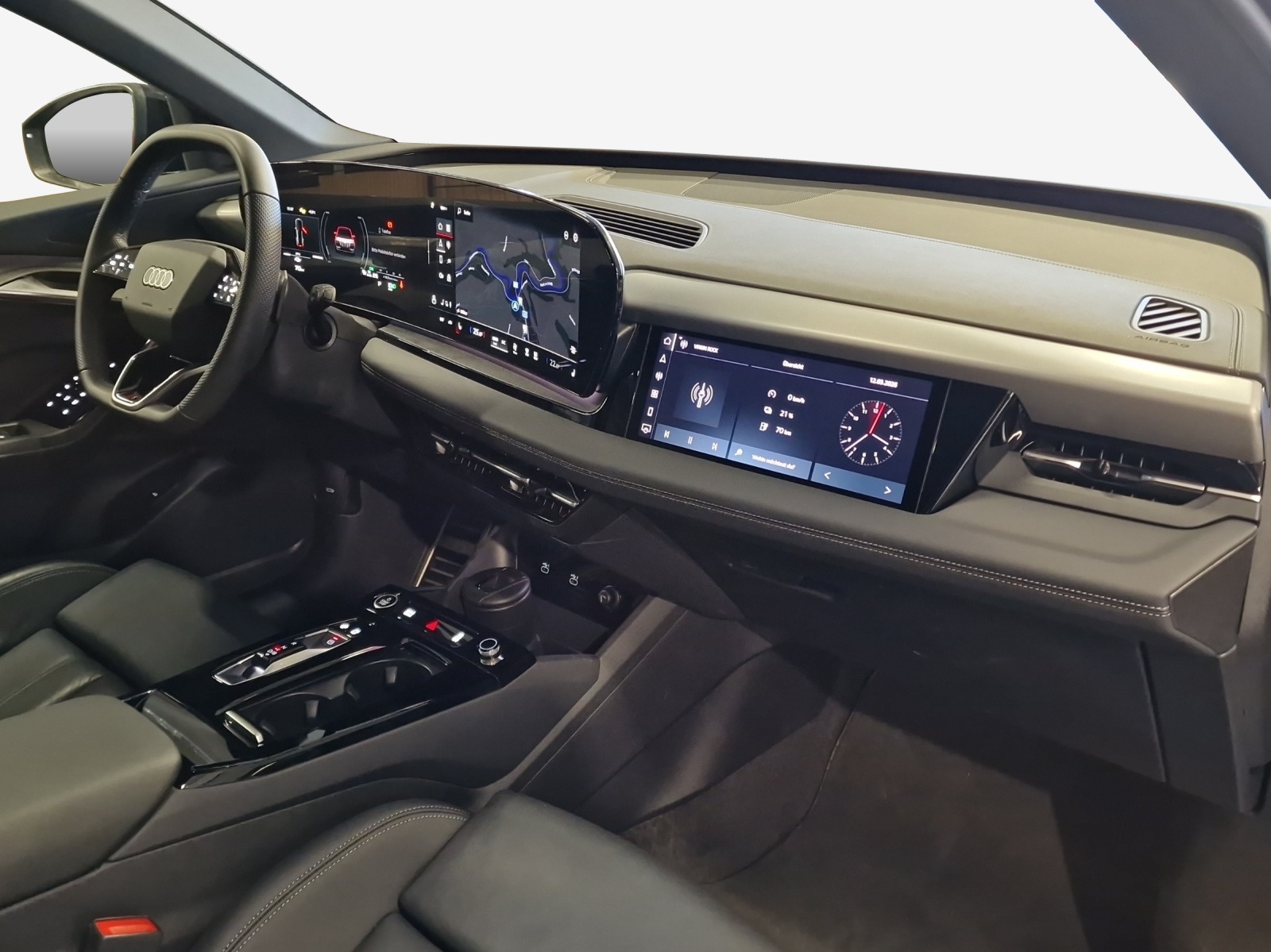 AUDI Q6 e-tron quattro-image-14