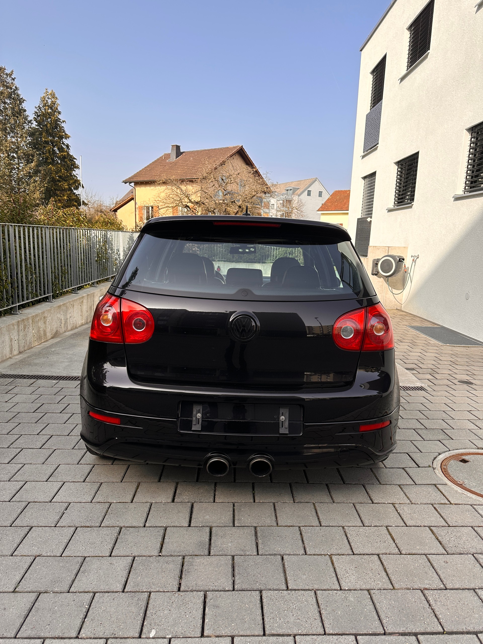 VW 2.0 TFSI GTI-image-1