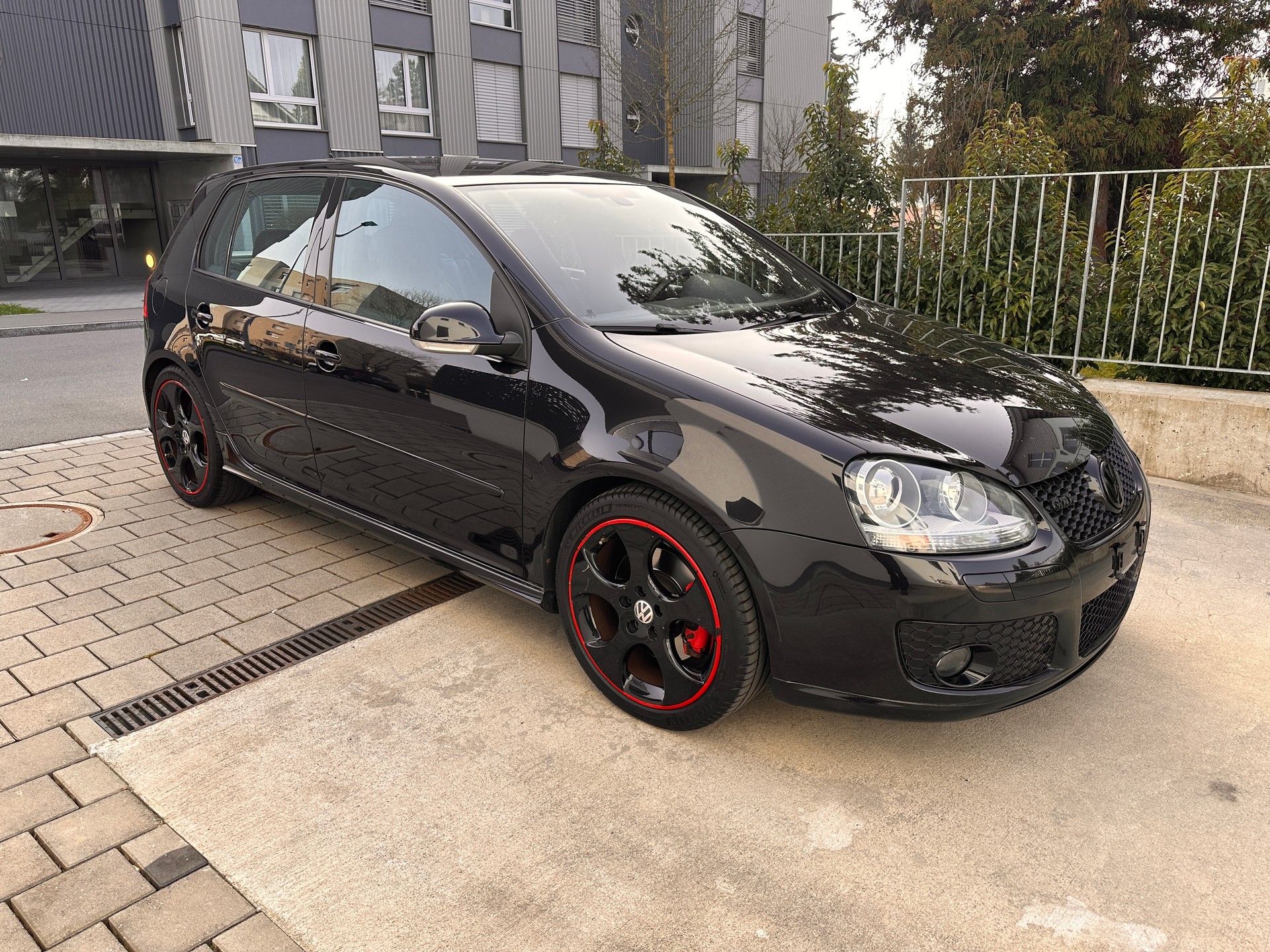 VW 2.0 TFSI GTI-image-4