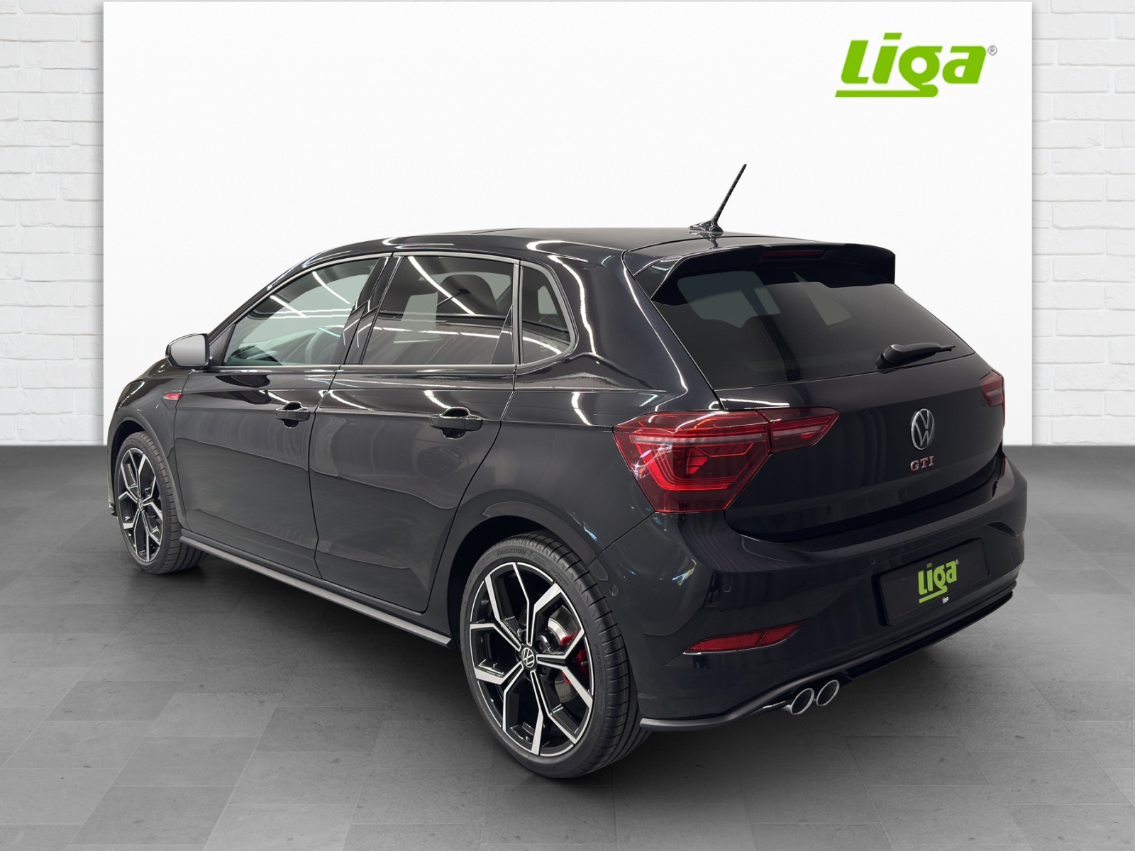 VW Polo 2.0 TSI GTI DSG-image-3