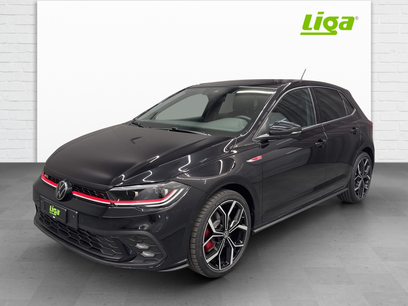 VW Polo 2.0 TSI GTI DSG-image-1