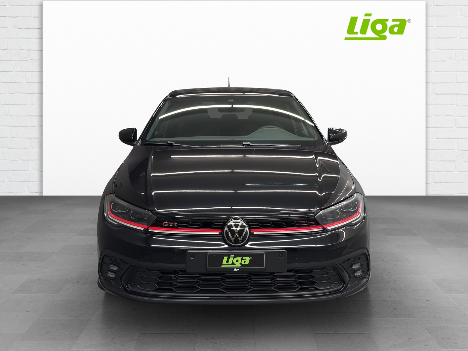 VW Polo 2.0 TSI GTI DSG-image-2